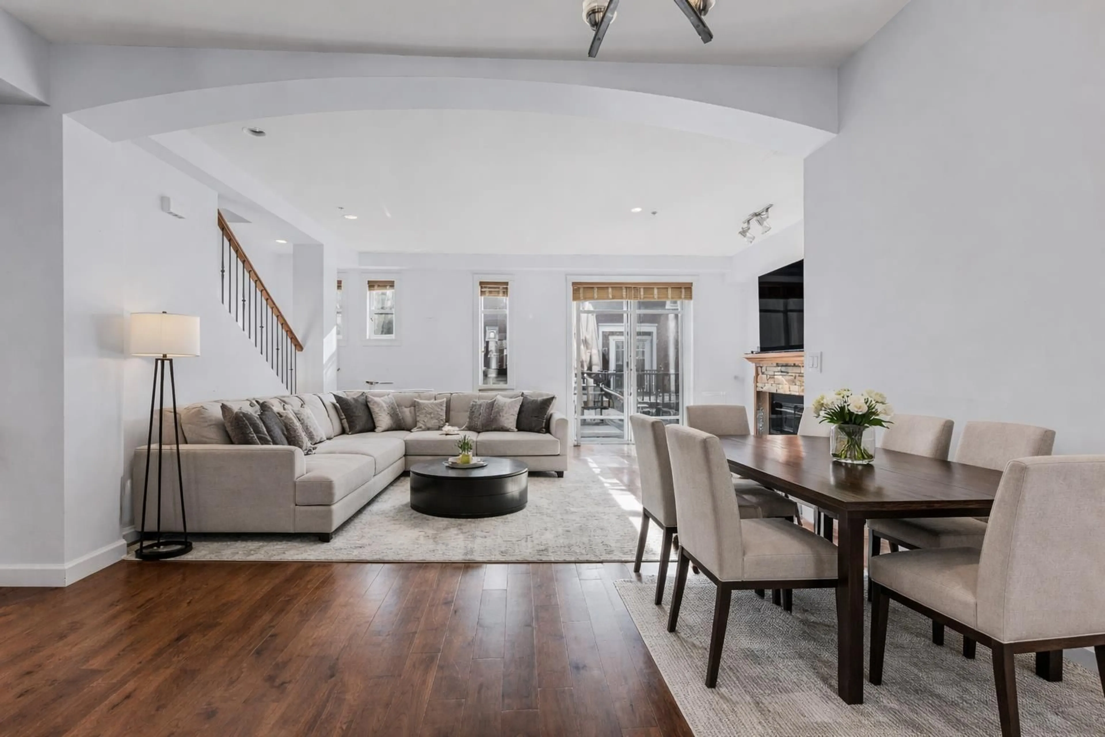 Living room with furniture, unknown for 18 - 20738 84 AVENUE, Langley British Columbia V2Y0J6