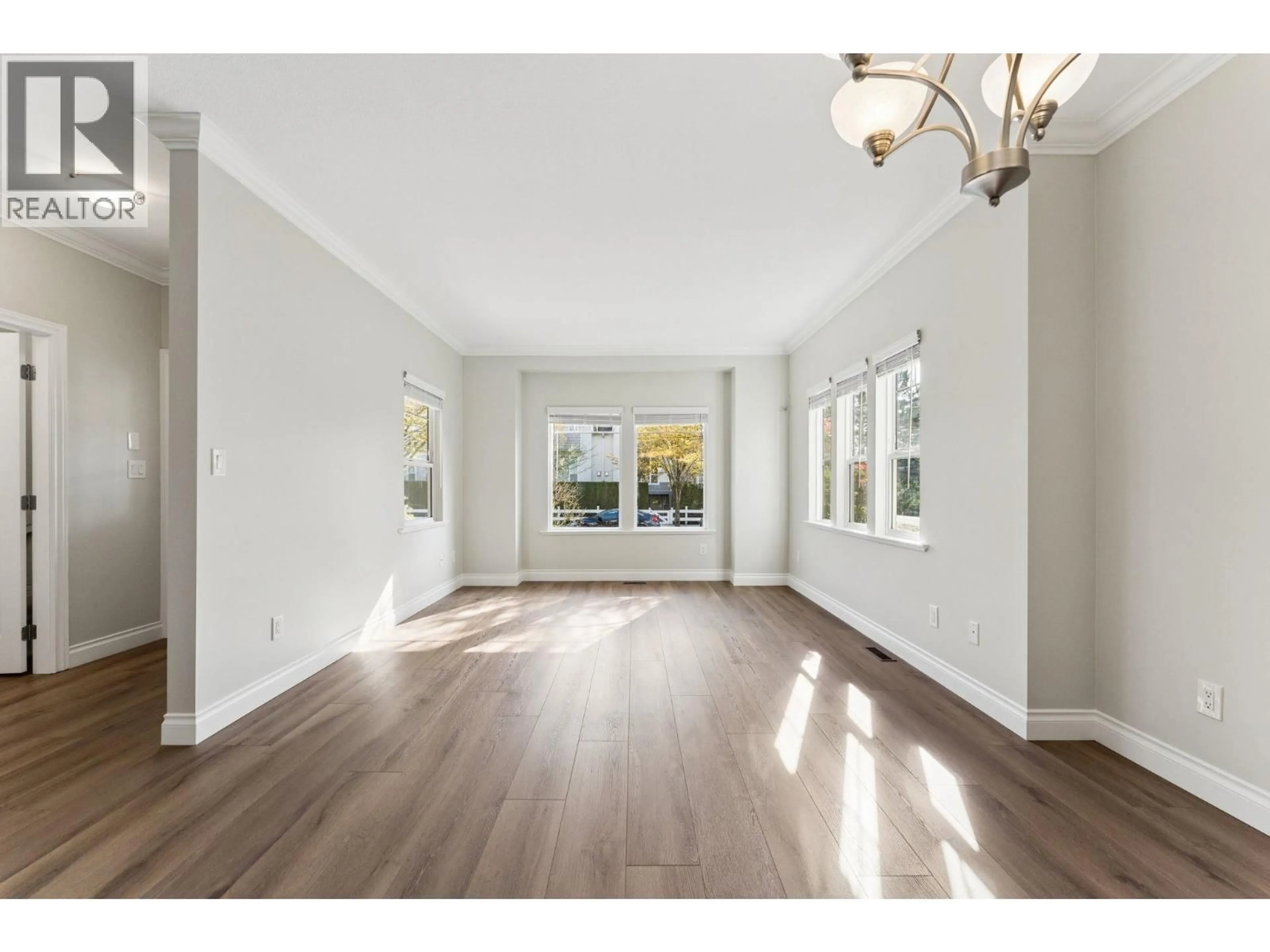 Indoor entryway for 5951 MUIR DRIVE, Richmond British Columbia V6V3C4