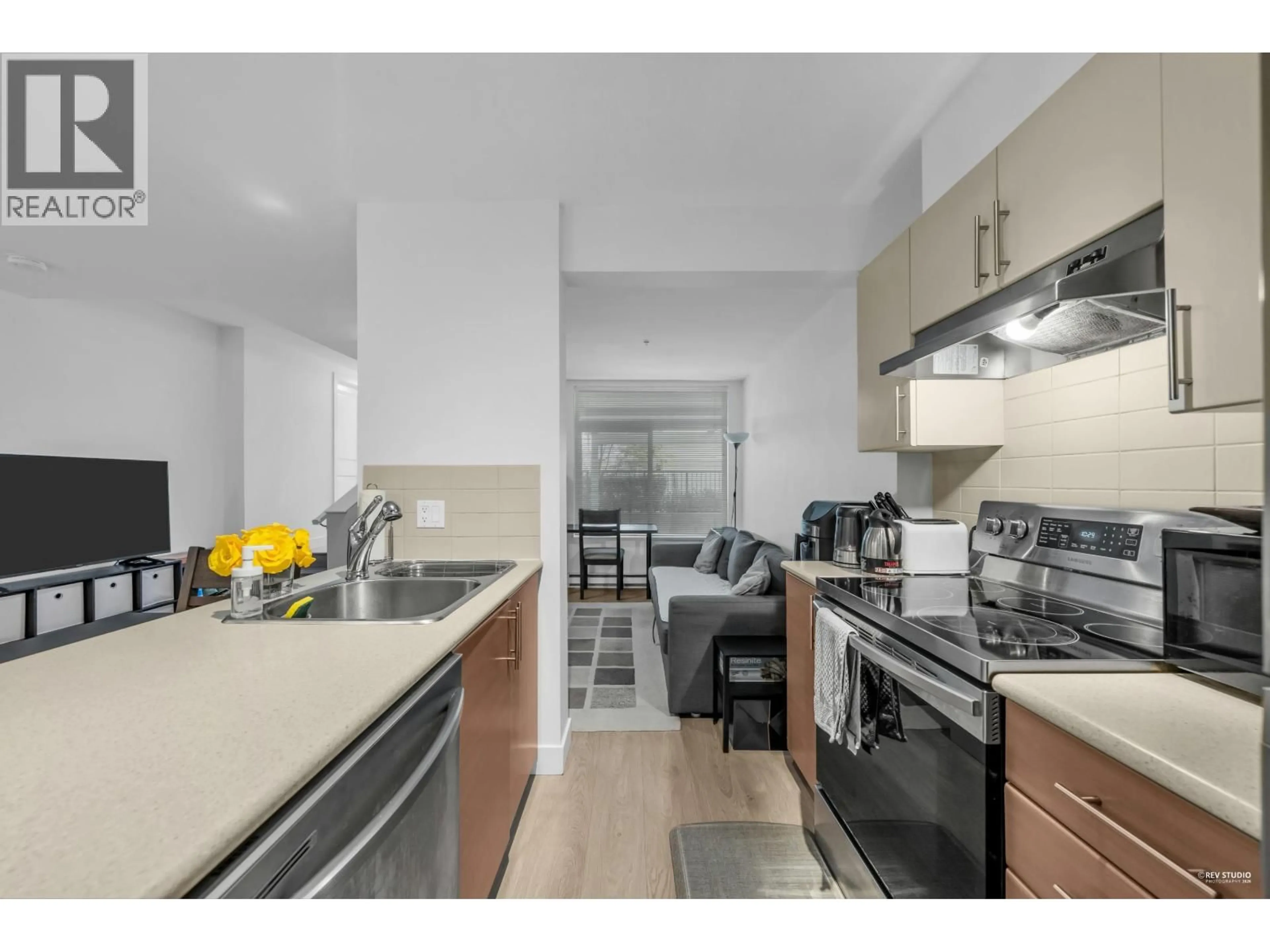 Standard kitchen, unknown for 103 - 5692 KINGS ROAD, Vancouver British Columbia V6T1K8