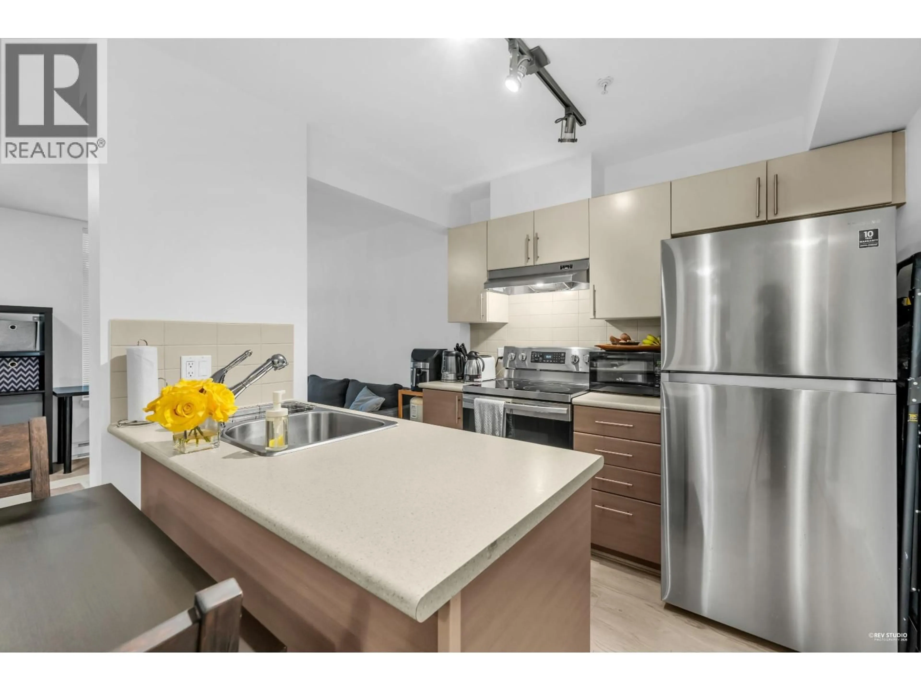 Standard kitchen, unknown for 103 - 5692 KINGS ROAD, Vancouver British Columbia V6T1K8