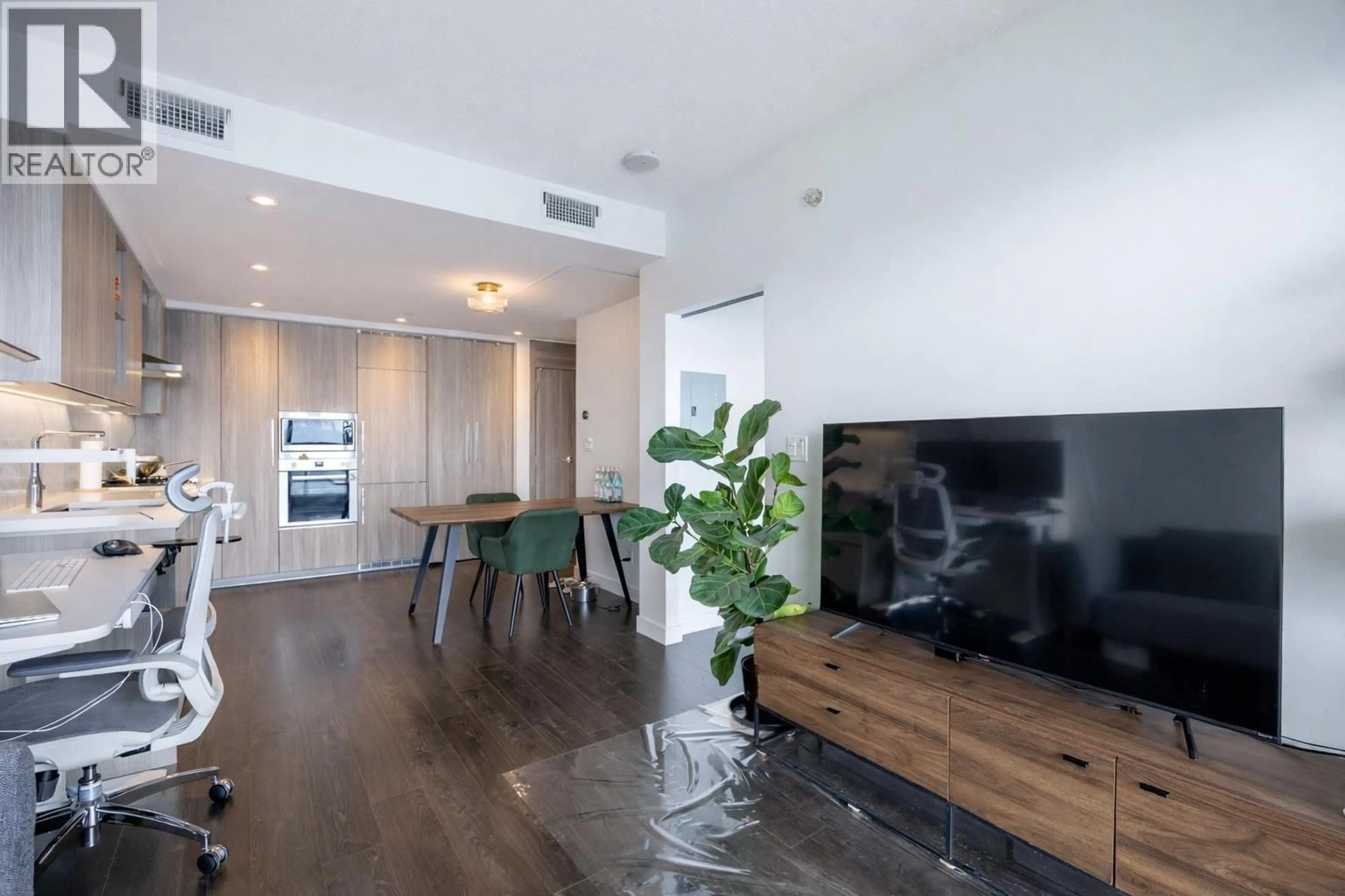 Unknown for 4309 - 4730 LOUGHEED HIGHWAY, Burnaby British Columbia V5C0M9