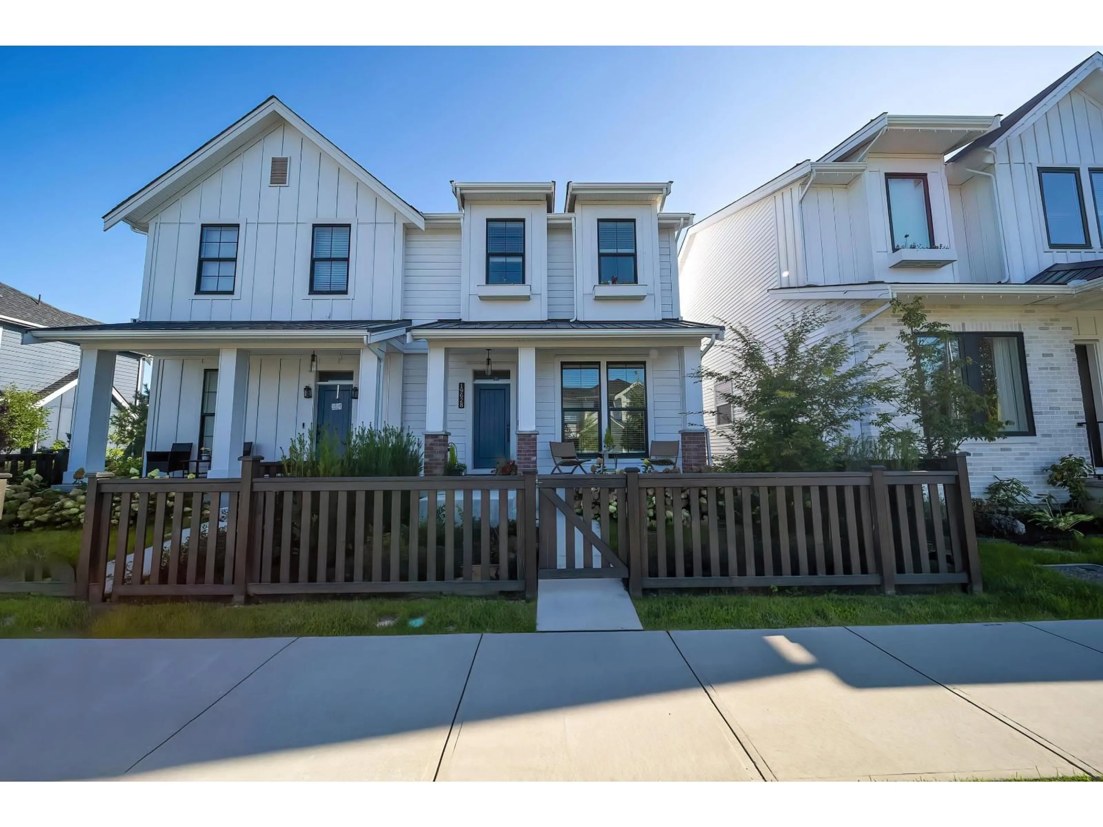 Unknown for 19628 75A AVENUE, Langley British Columbia V2Y3T2