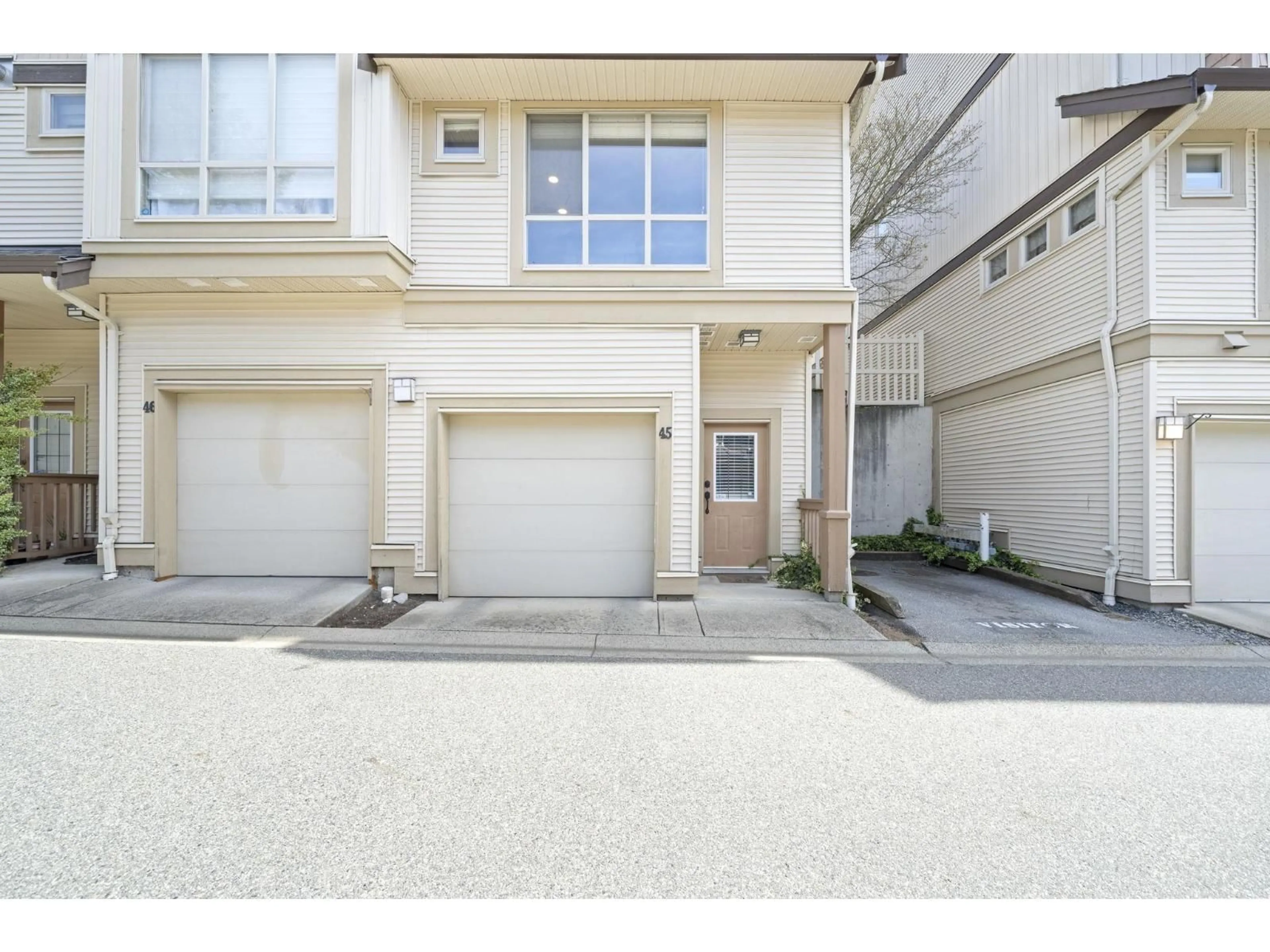 Unknown for 45 - 20350 68 AVENUE, Langley British Columbia V2Y3A5