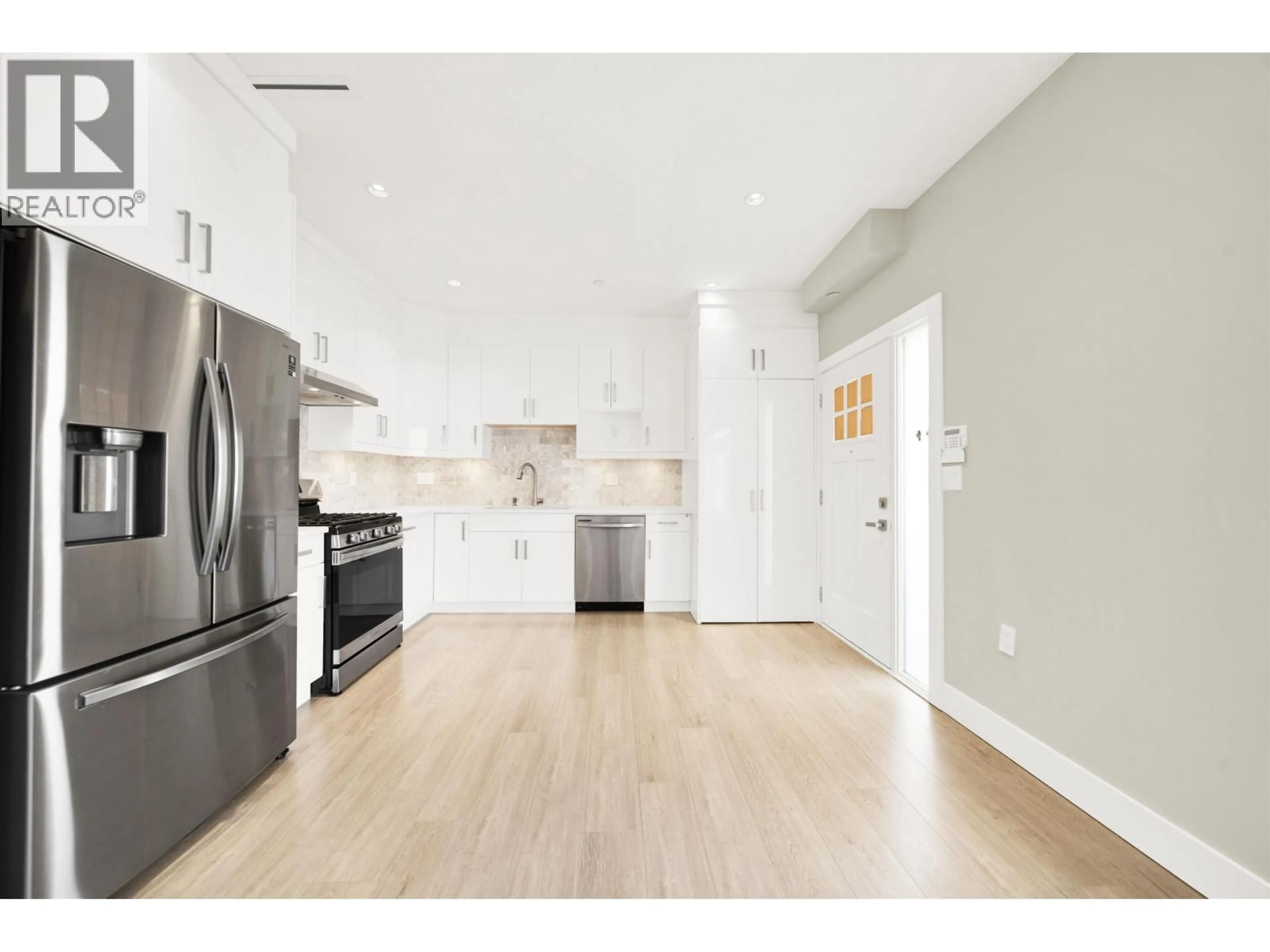 Open concept kitchen, unknown for 3128 KINGS AVENUE, Vancouver British Columbia V5R4T4
