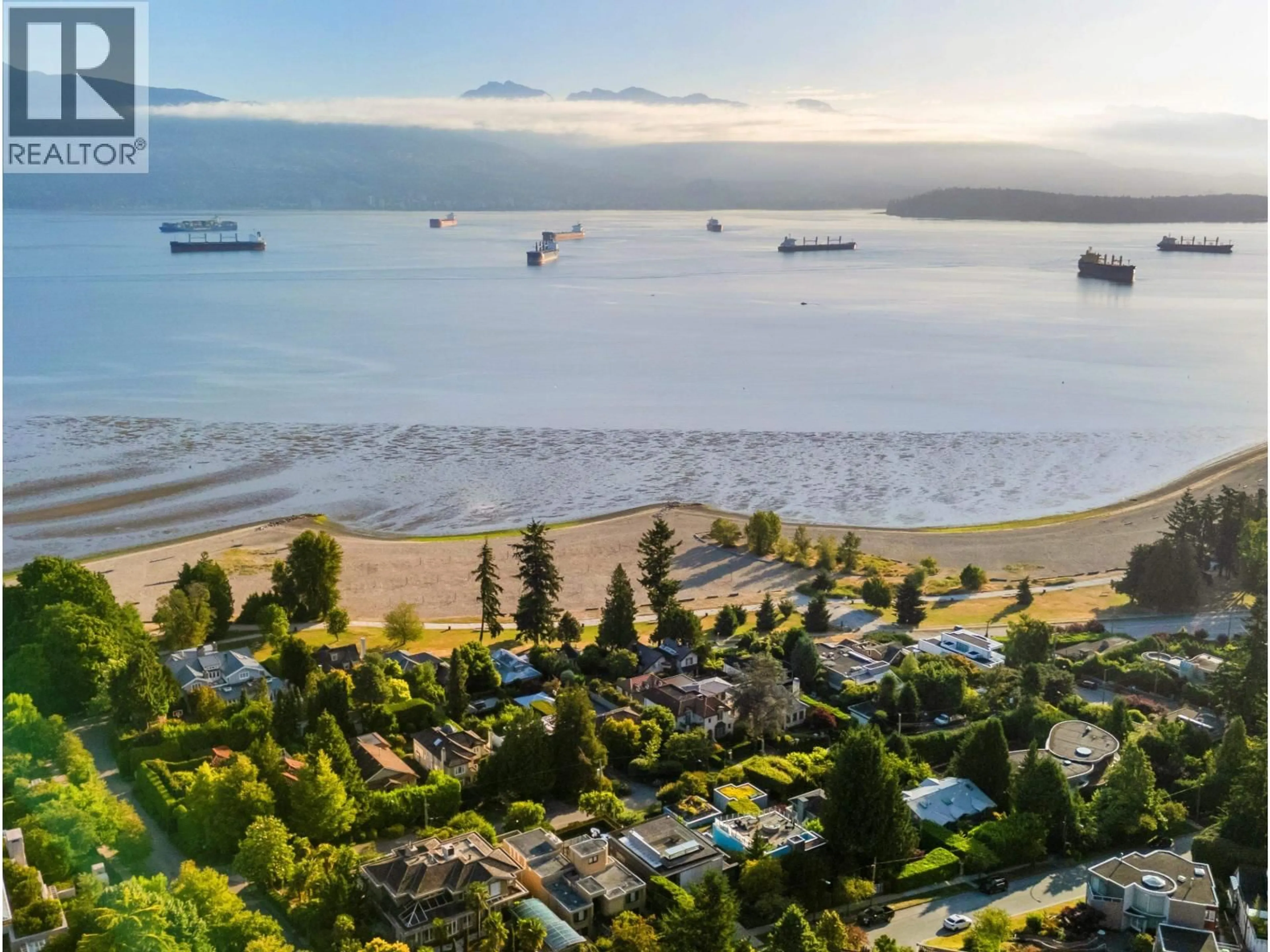 A pic from outside/outdoor area/front of a property/back of a property/a pic from drone, water/lake/river/ocean view for 1550 BLANCA STREET, Vancouver British Columbia V6R4S1