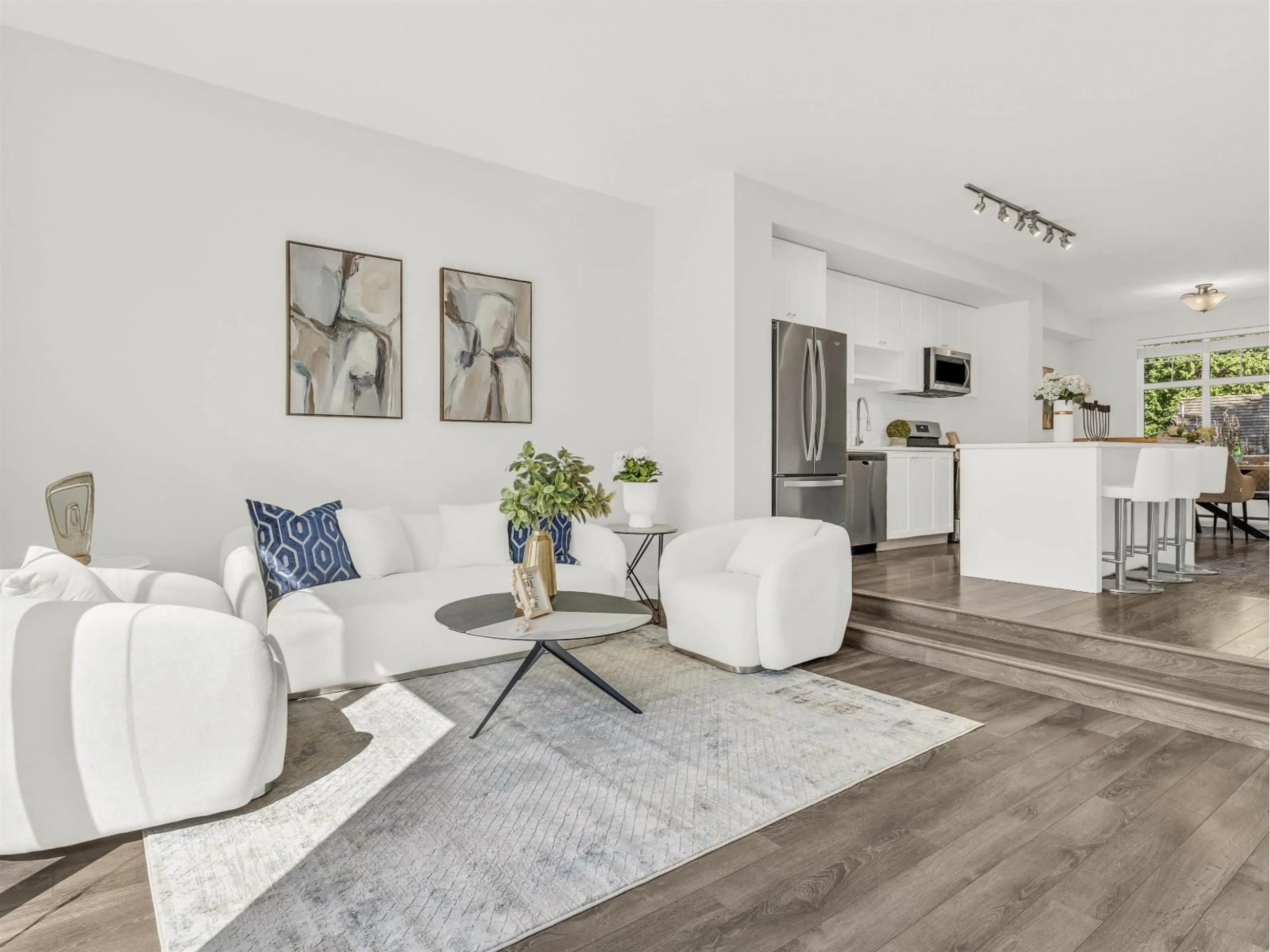 Living room with furniture, unknown for 92 - 158 171 STREET, Surrey British Columbia V3Z0X1