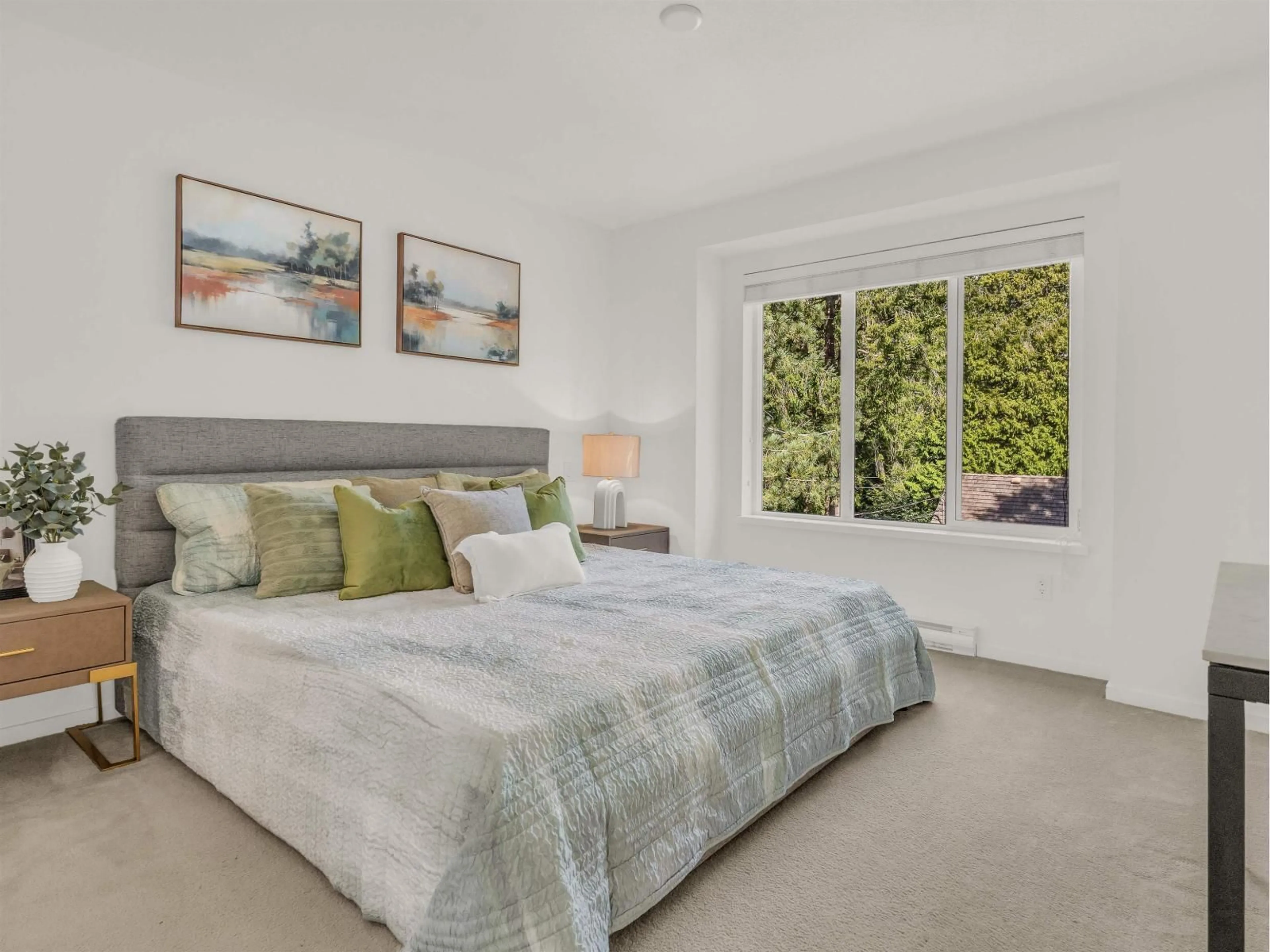 Bedroom with bed, unknown for 92 - 158 171 STREET, Surrey British Columbia V3Z0X1