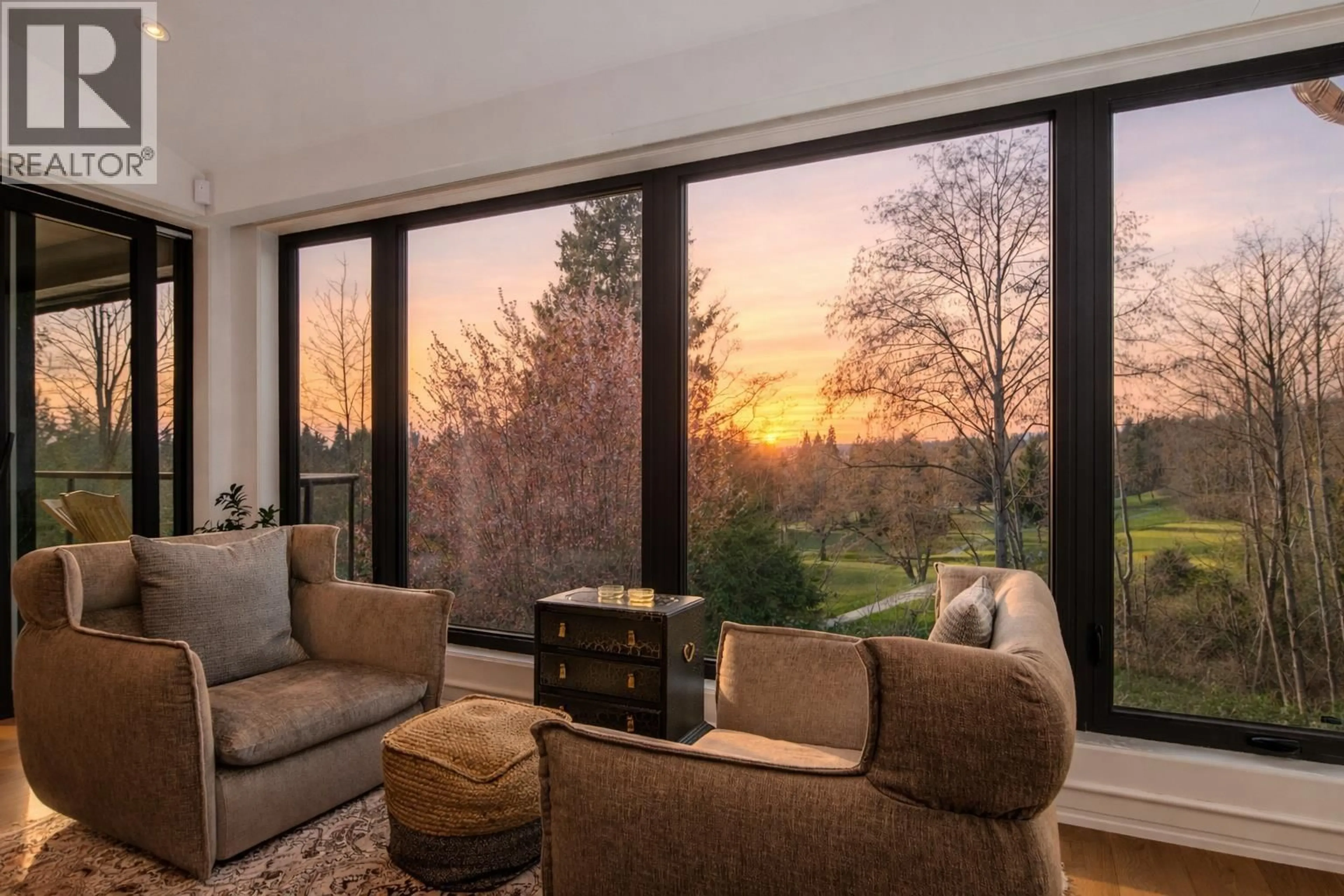 Living room with furniture, wood/laminate floor for 2236 YEWBROOK PLACE, Vancouver British Columbia V6P6K4