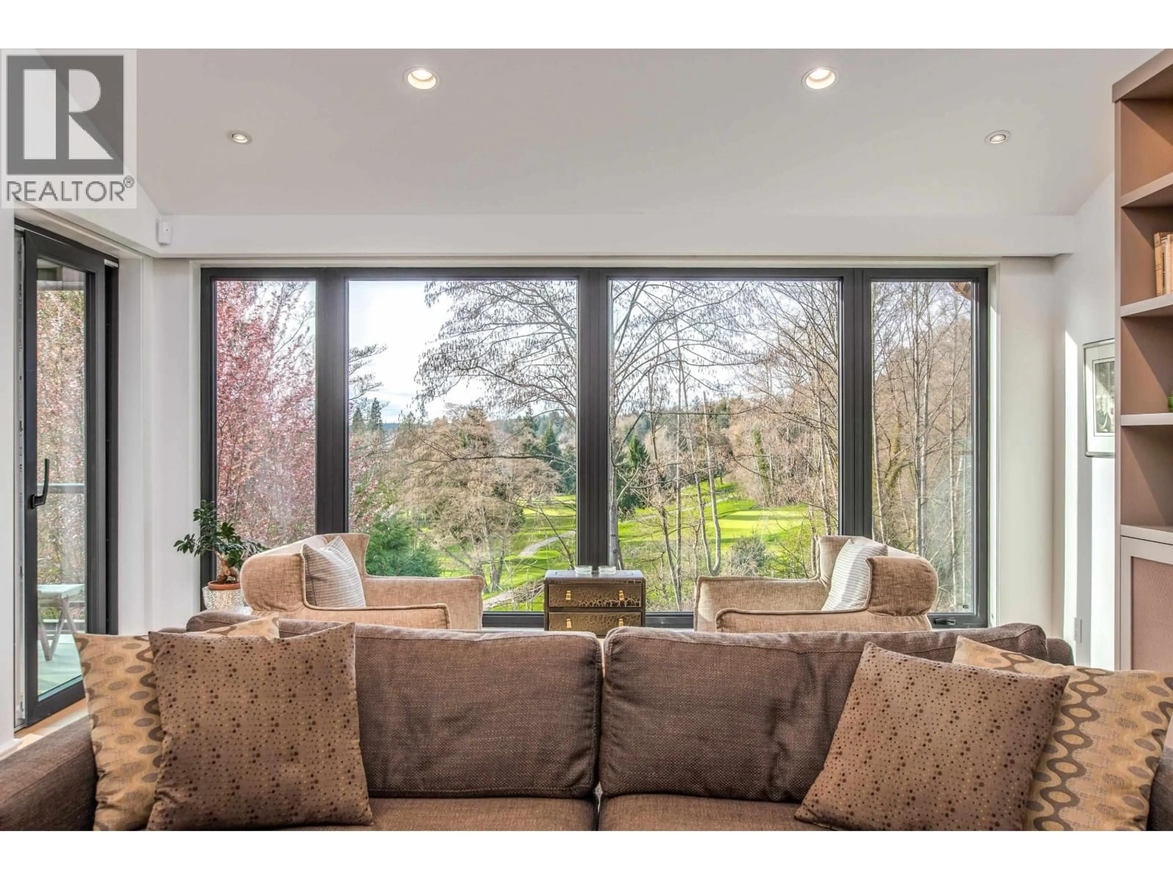 Unknown for 2236 YEWBROOK PLACE, Vancouver British Columbia V6P6K4