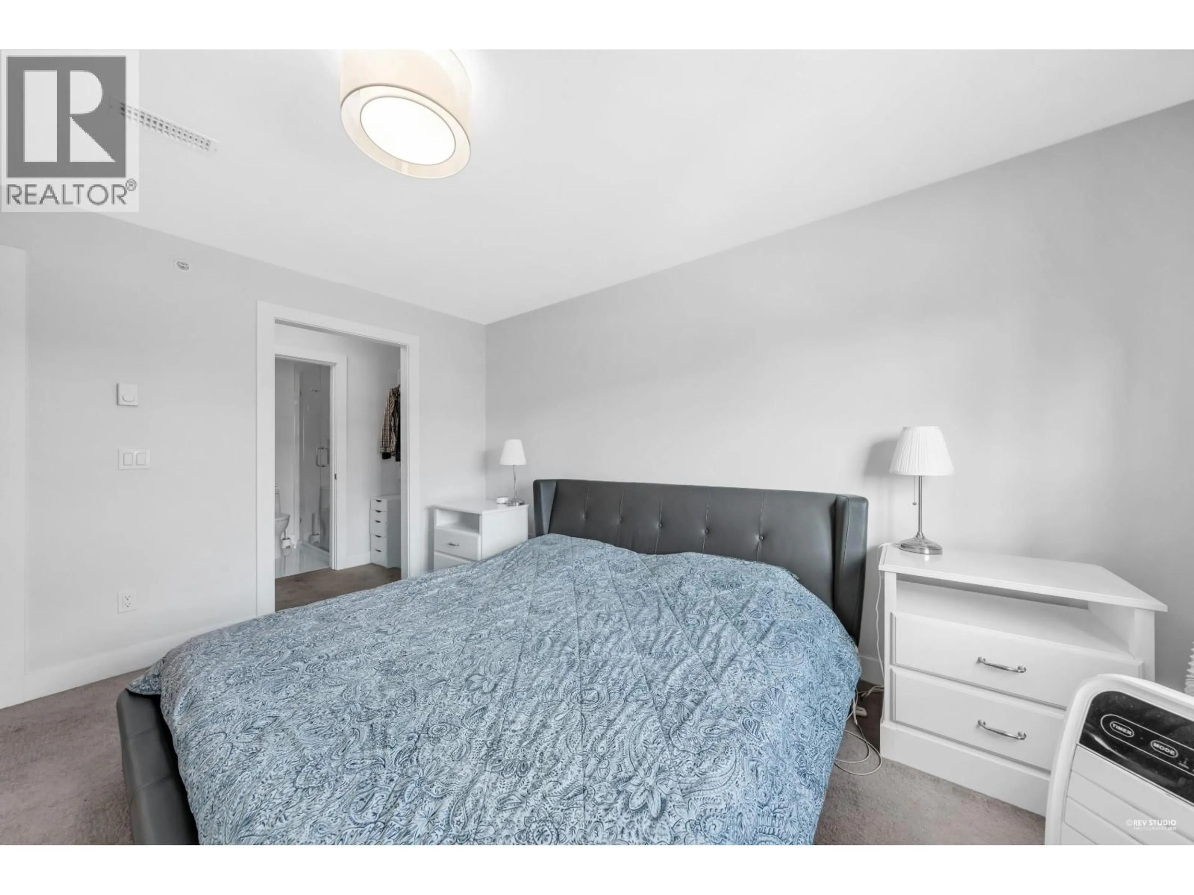 Bedroom with bed, unknown for 66 - 843 EWEN AVENUE, New Westminster British Columbia V3M0K6