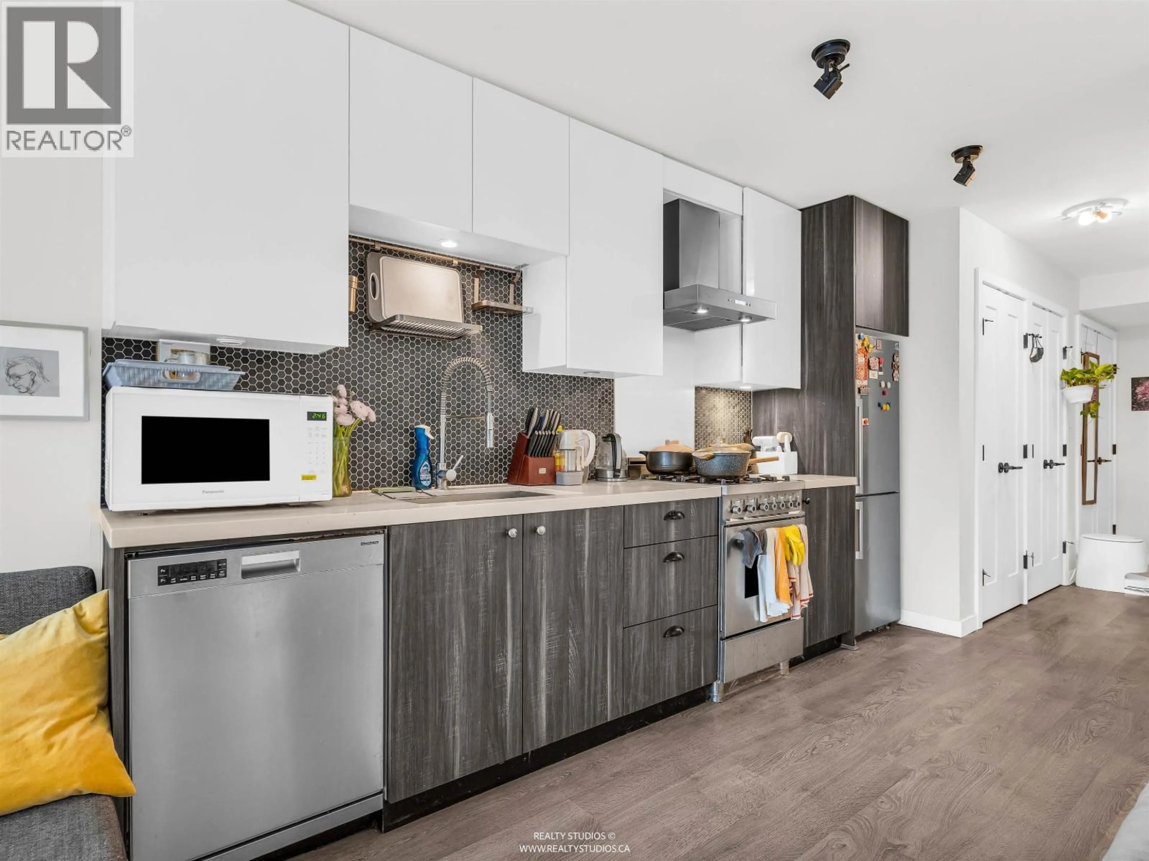 Unknown for 509 - 311 6TH AVENUE, Vancouver British Columbia V5T1J9