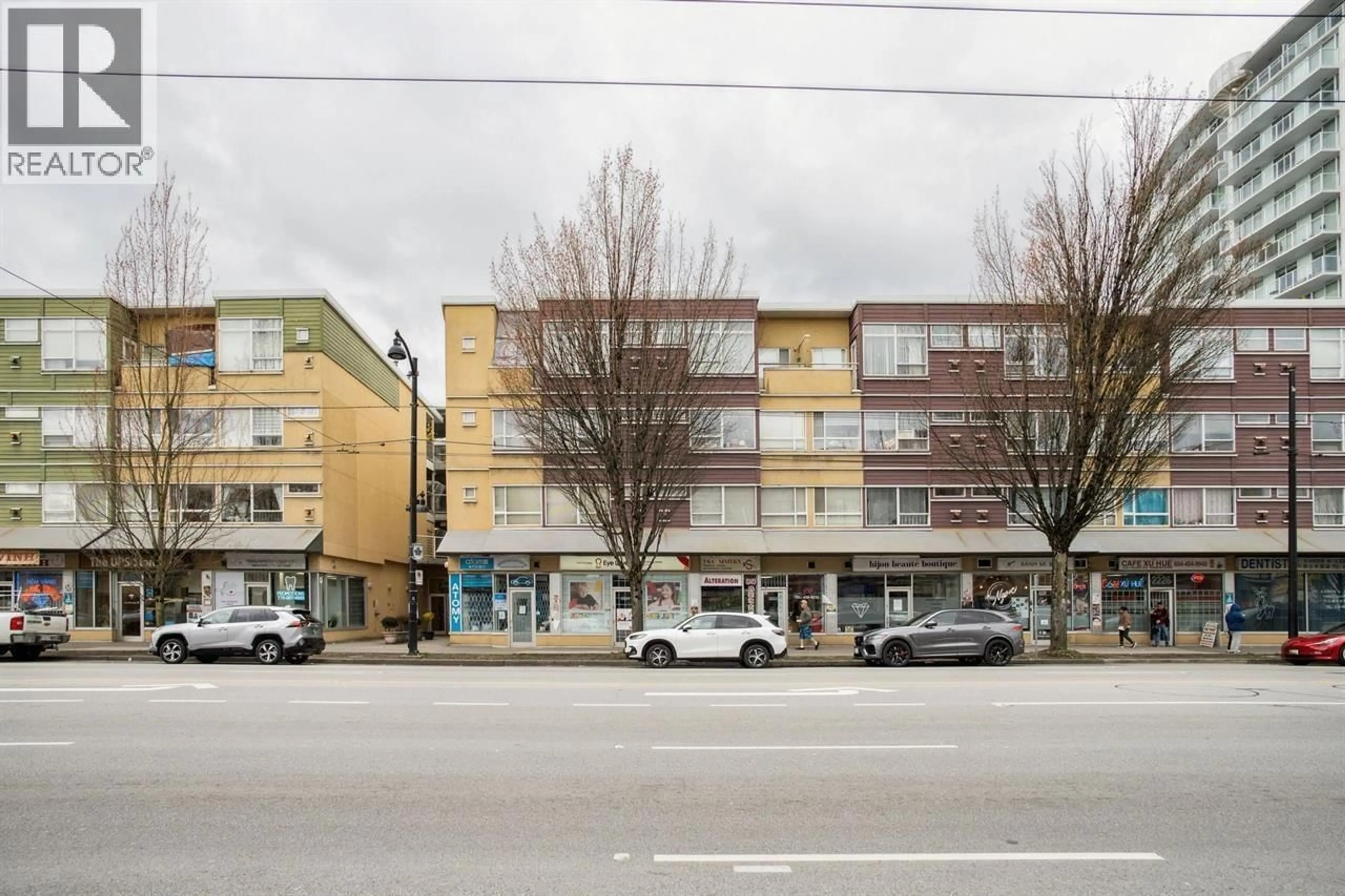 Parking for 407 - 2238 KINGSWAY, Vancouver British Columbia V5N2T7