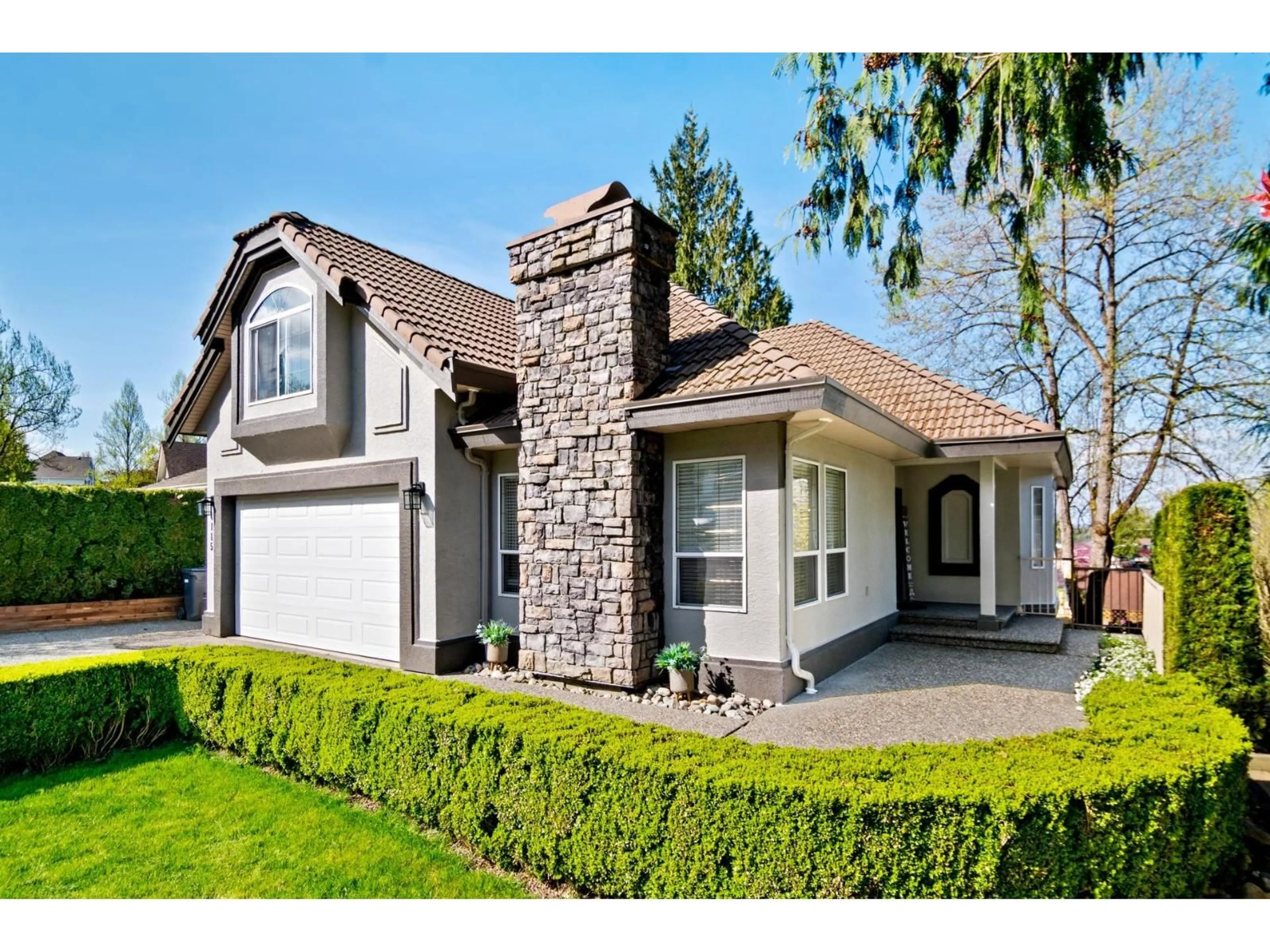 Home with vinyl exterior material, street for 4115 BELANGER DRIVE, Abbotsford British Columbia V3G1K3