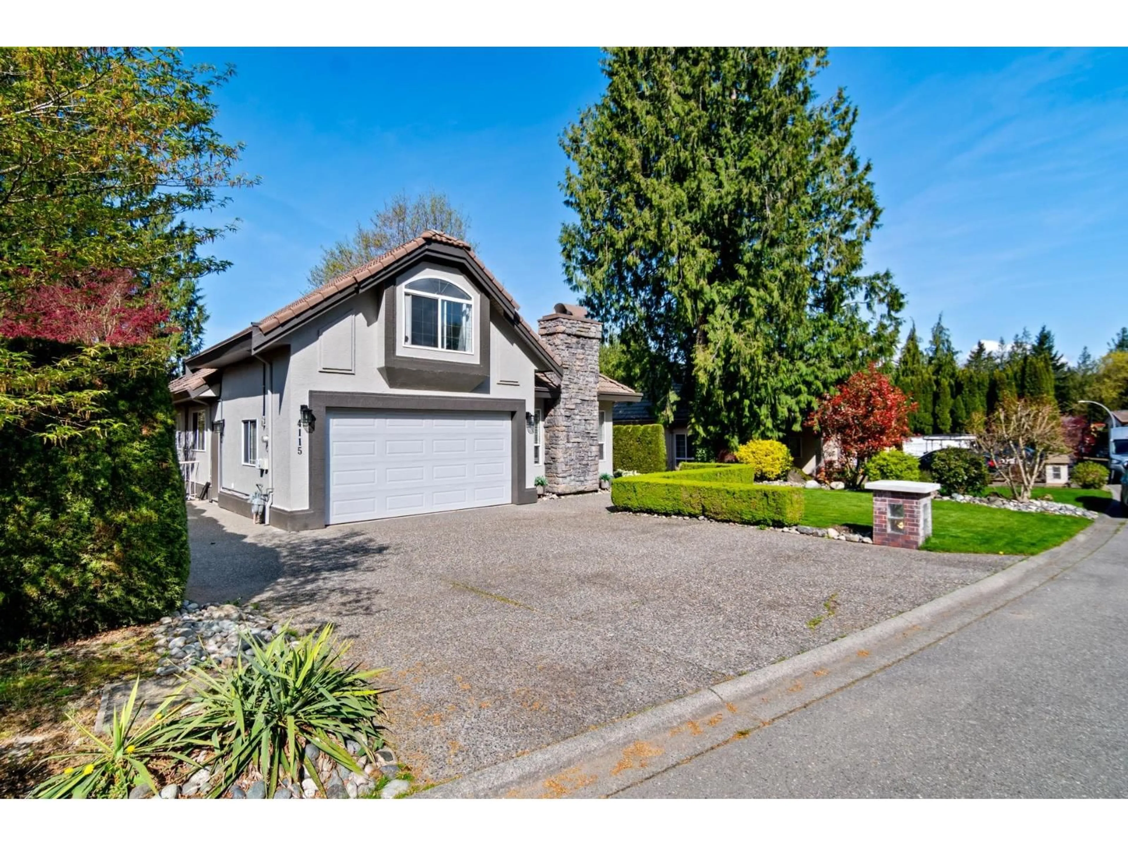 Home with vinyl exterior material, street for 4115 BELANGER DRIVE, Abbotsford British Columbia V3G1K3