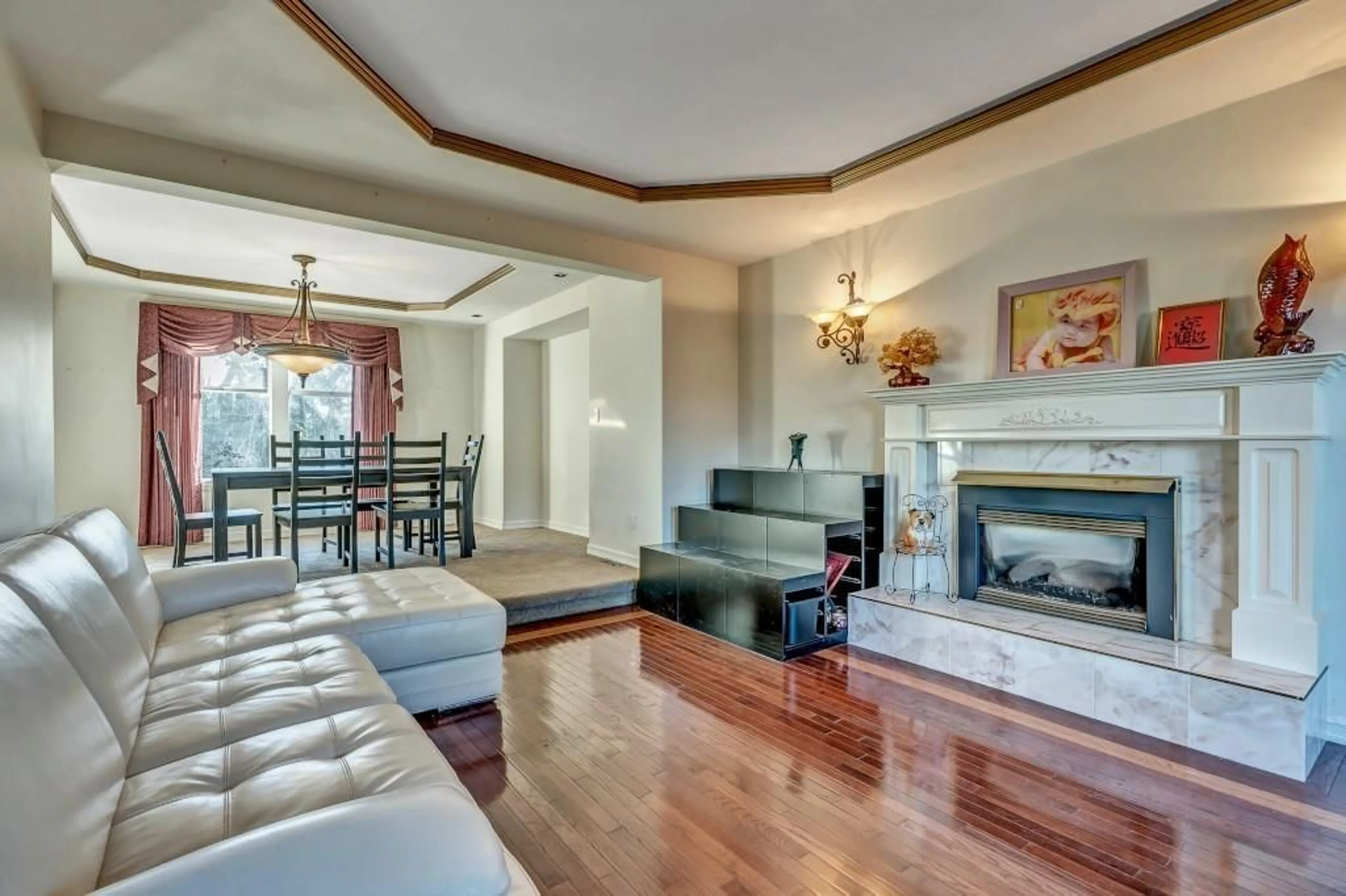 Living room with furniture, unknown for 17986 67 AVENUE, Surrey British Columbia V3S8C3