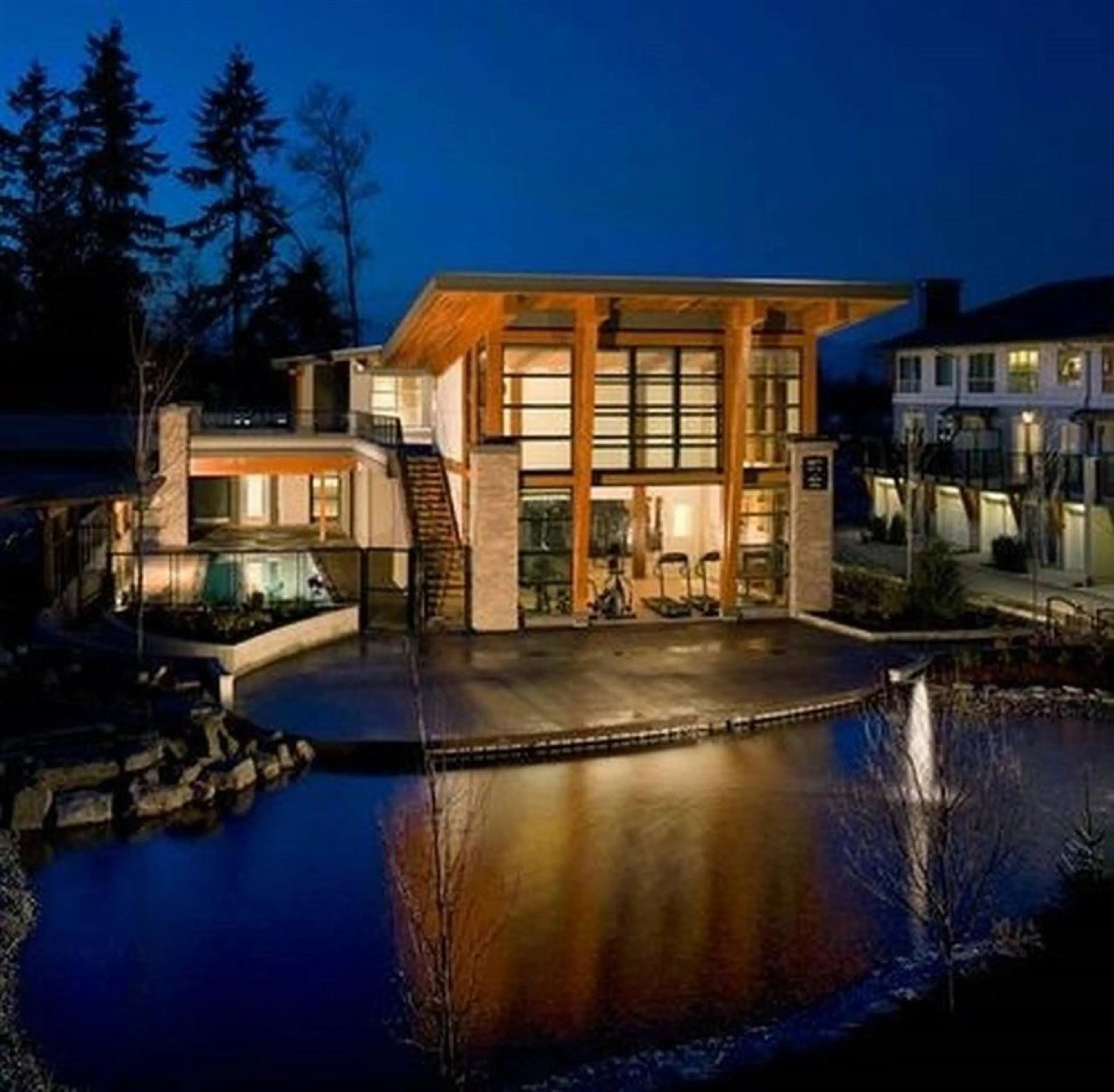 Unknown for 315 - 6688 120 STREET, Surrey British Columbia V3W1T8