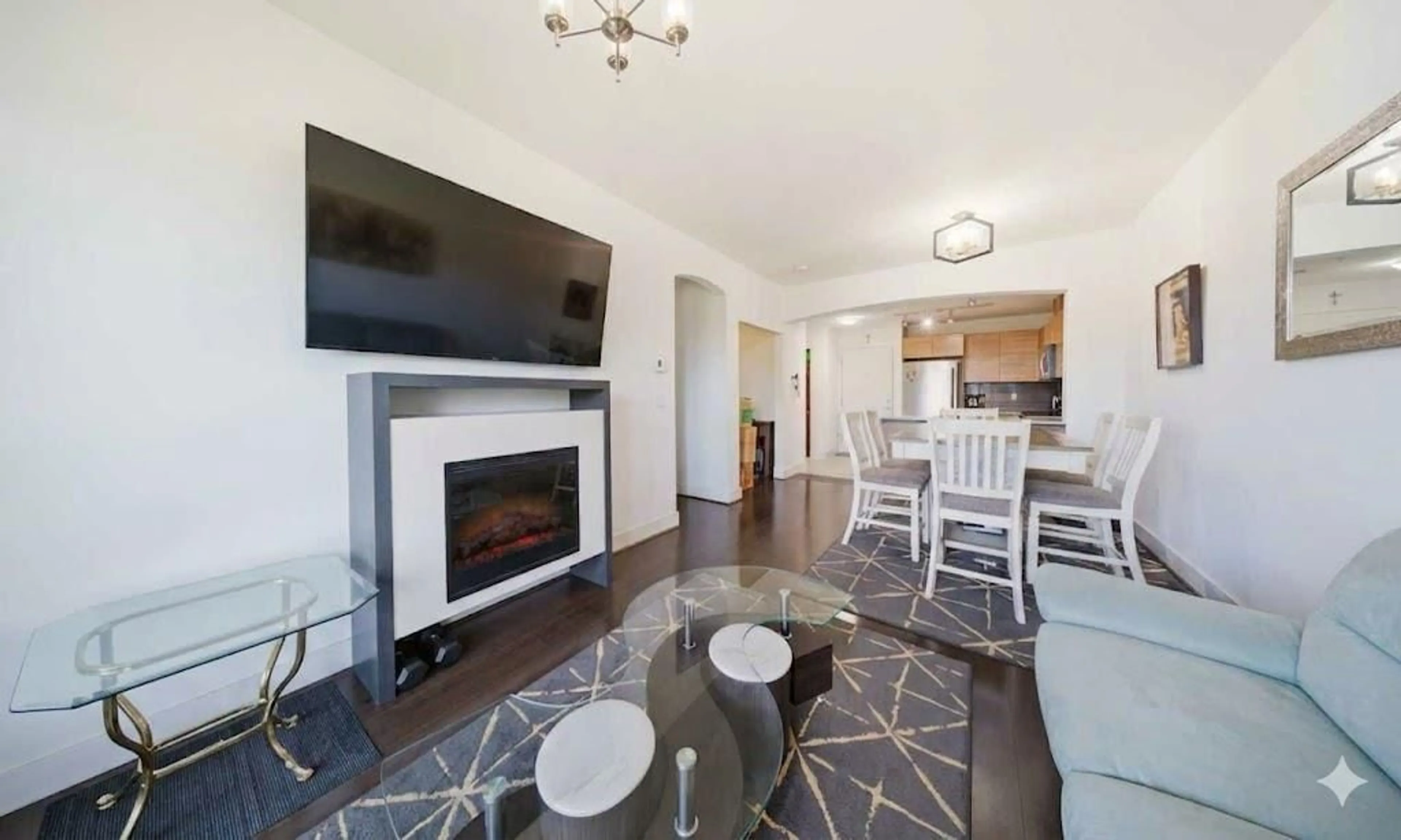 Living room with furniture, unknown for 315 - 6688 120 STREET, Surrey British Columbia V3W1T8