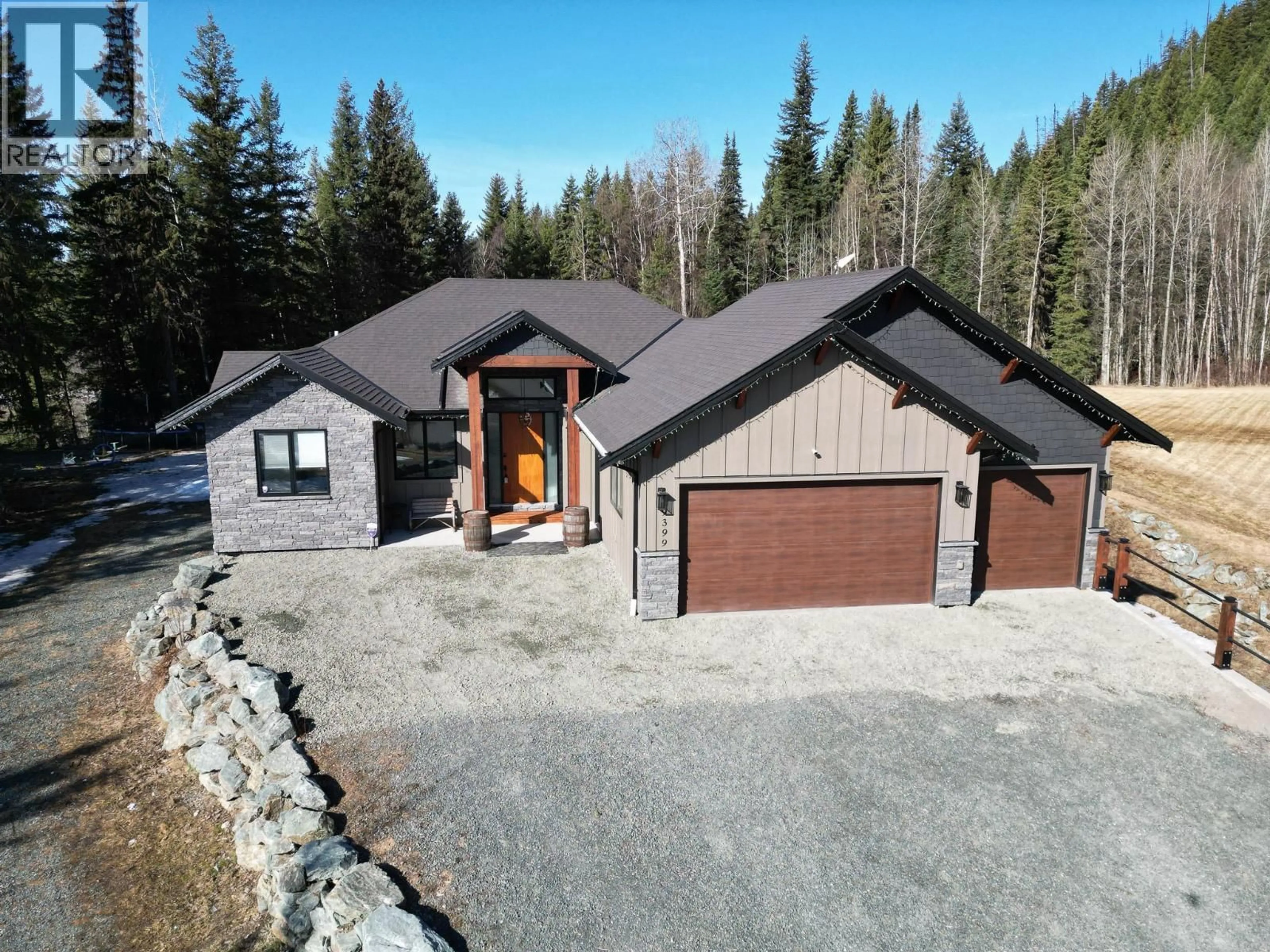 A pic from outside/outdoor area/front of a property/back of a property/a pic from drone, unknown for 9399 SUMMERSET PLACE, Prince George British Columbia V2K5A1