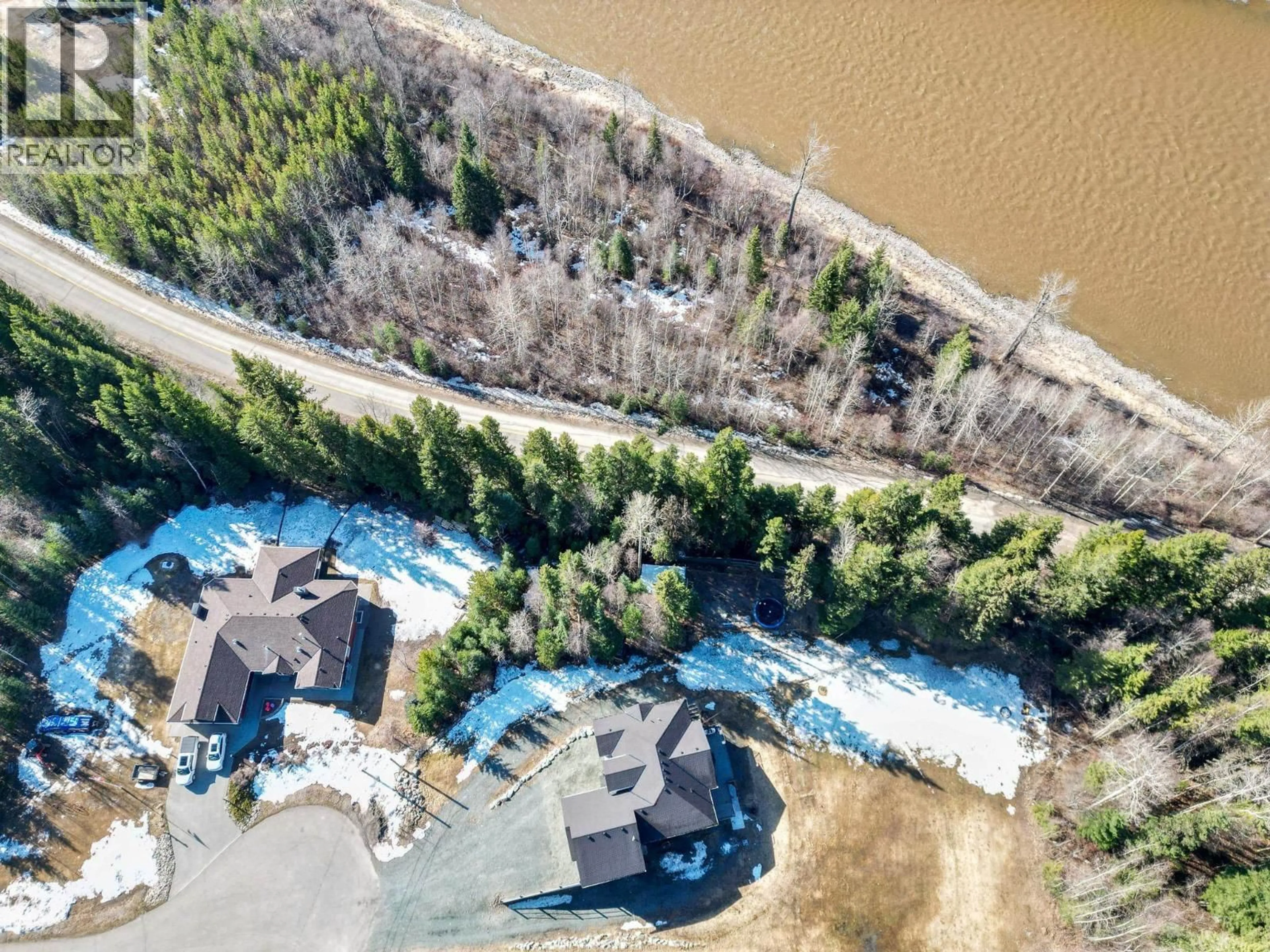 A pic from outside/outdoor area/front of a property/back of a property/a pic from drone, water/lake/river/ocean view for 9399 SUMMERSET PLACE, Prince George British Columbia V2K5A1