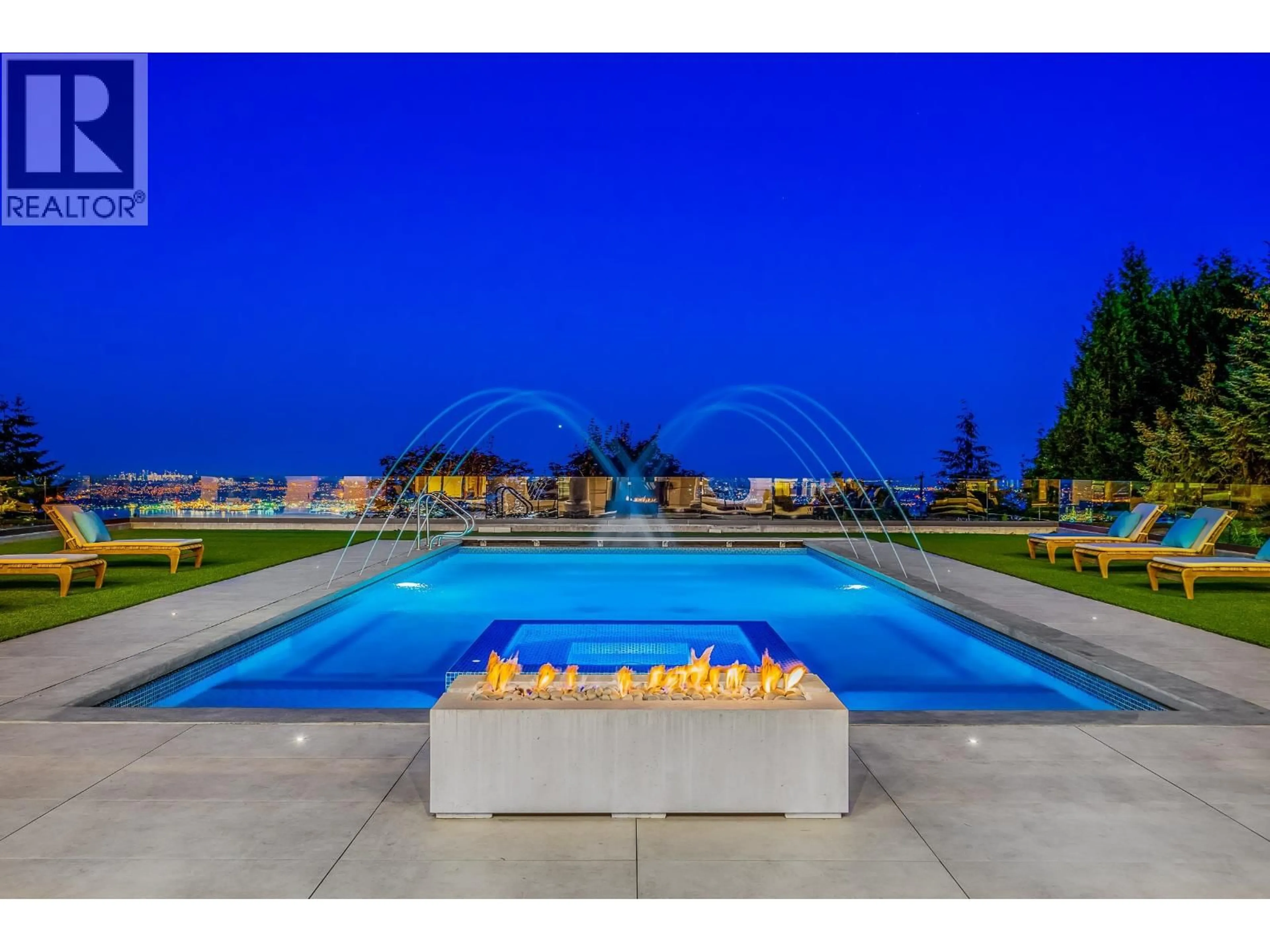 Pool for 1123 CRESTLINE ROAD, West Vancouver British Columbia V7S2E3