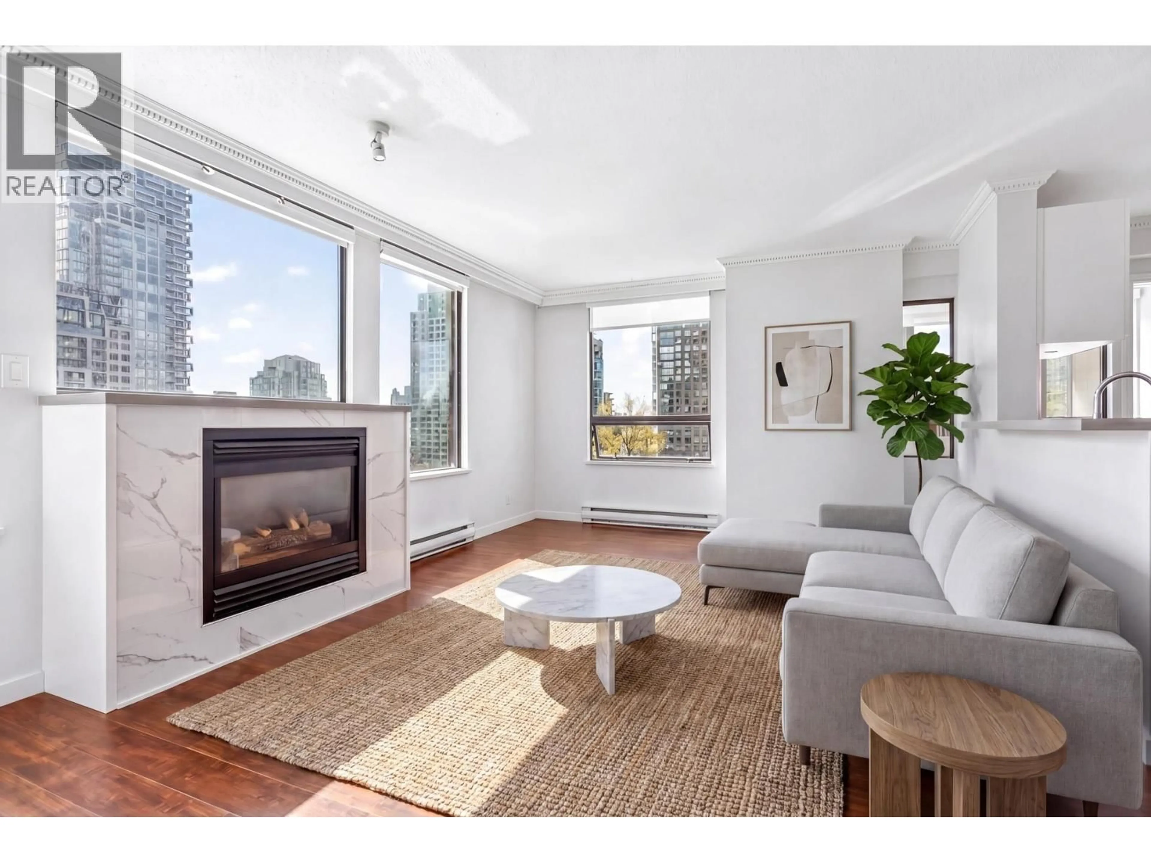 Living room with furniture, unknown for 601 - 1003 PACIFIC STREET, Vancouver British Columbia V6E4P2