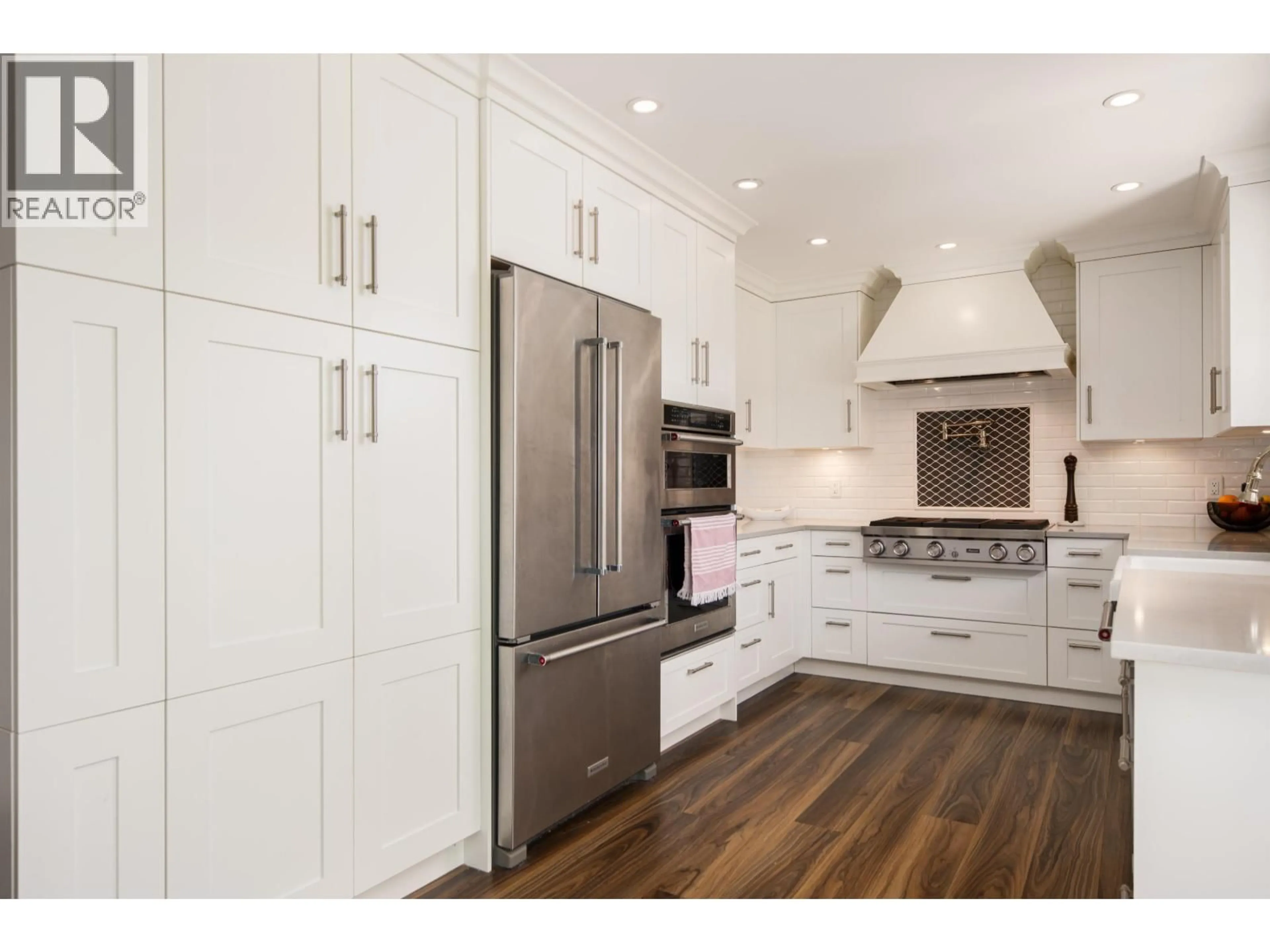 Contemporary kitchen, wood/laminate floor for 1312 WESTERN PLACE, Port Coquitlam British Columbia V3C4J9