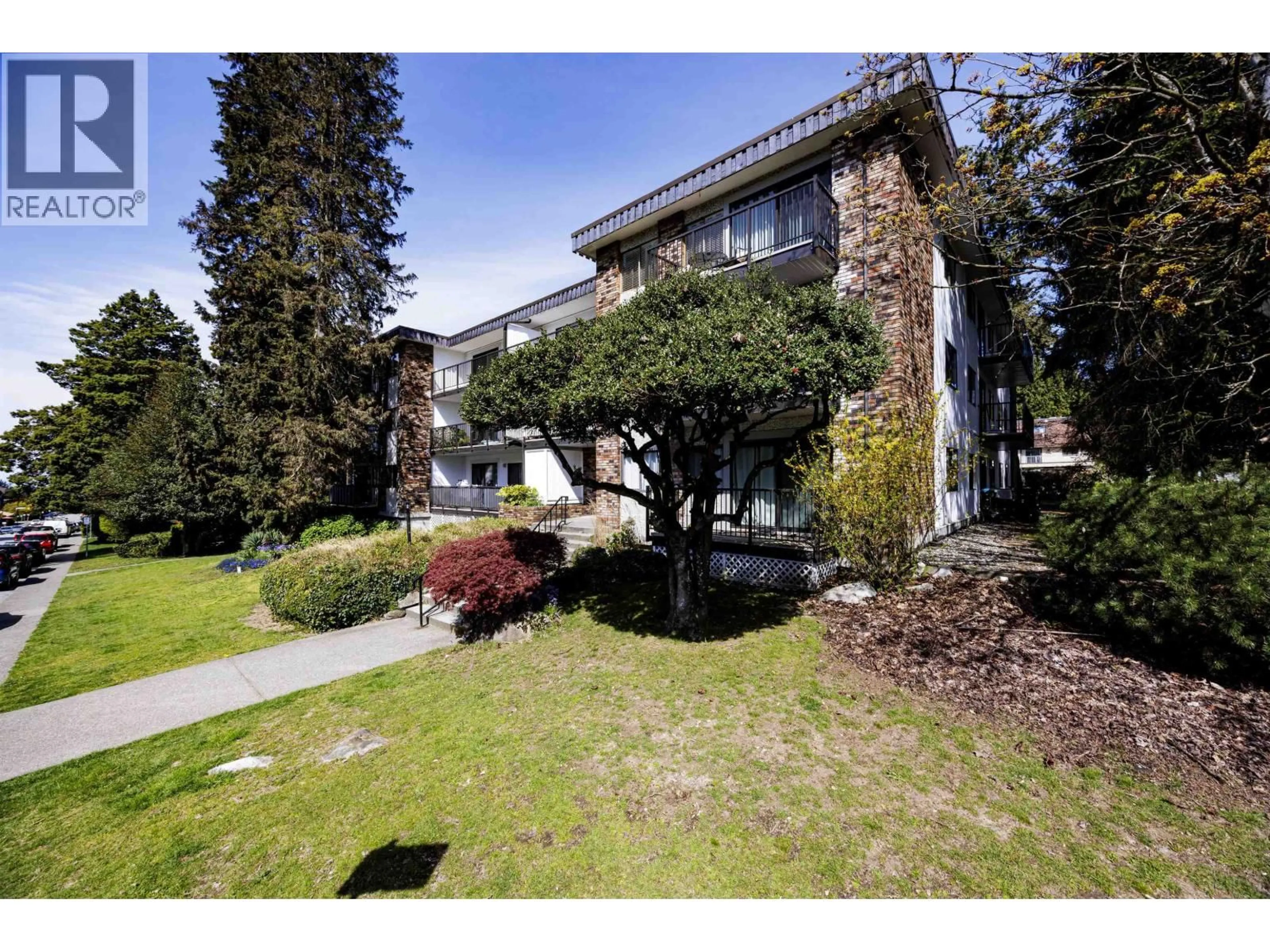 Unknown for 208 - 160 19TH STREET, North Vancouver British Columbia V7L2Y8