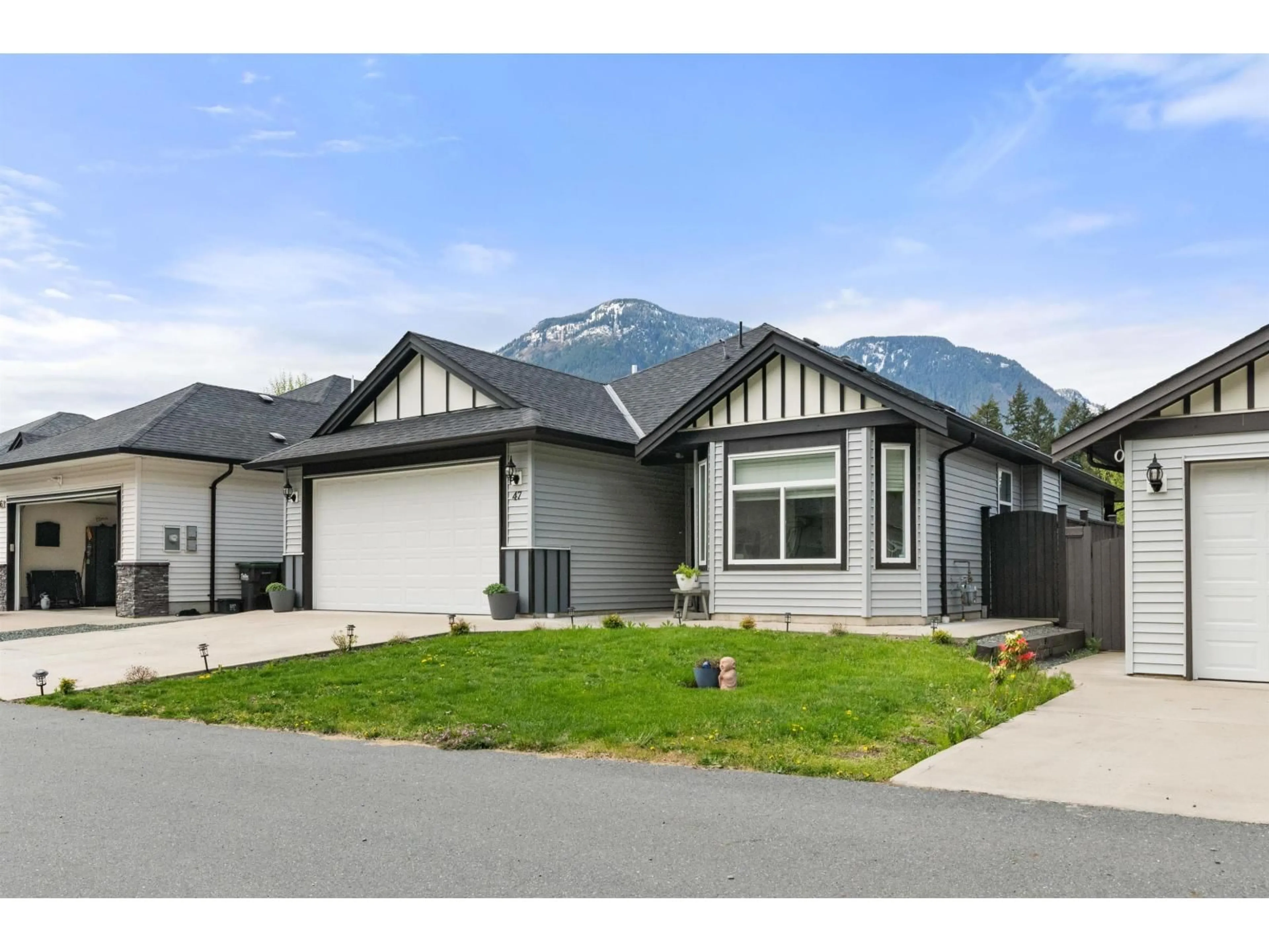Home with vinyl exterior material, mountain view for 47 - 20118 BEACON ROAD, Hope British Columbia V0X1L2