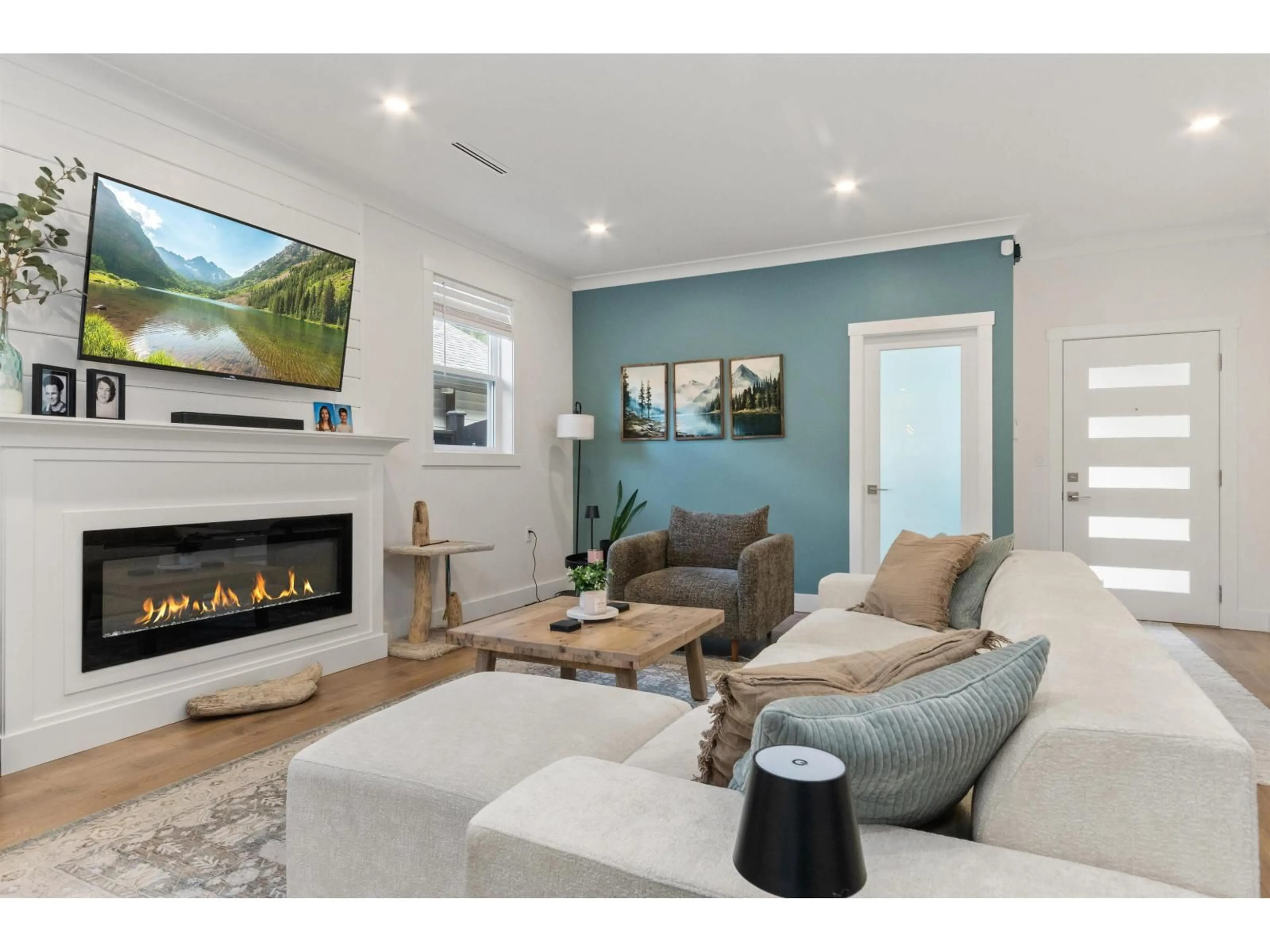 Living room with furniture, unknown for 47 - 20118 BEACON ROAD, Hope British Columbia V0X1L2