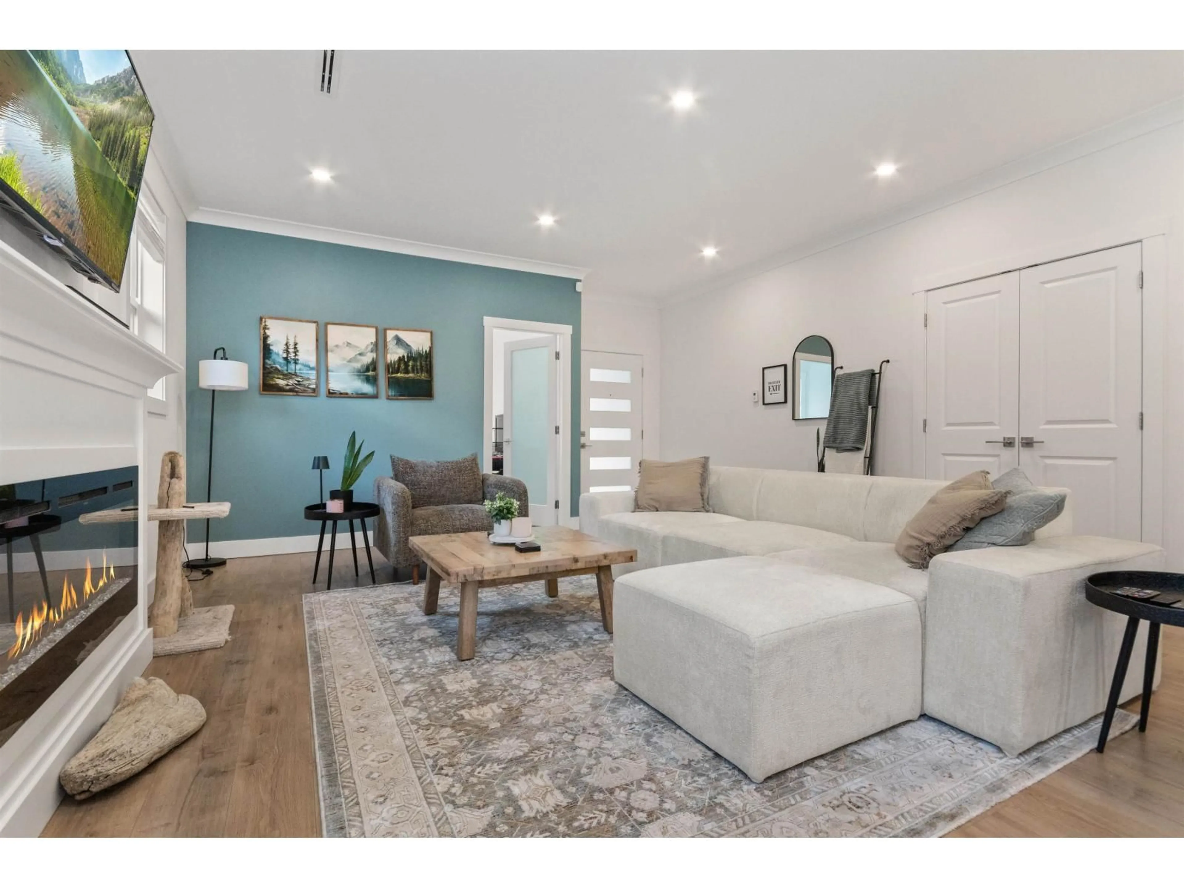 Living room with furniture, unknown for 47 - 20118 BEACON ROAD, Hope British Columbia V0X1L2