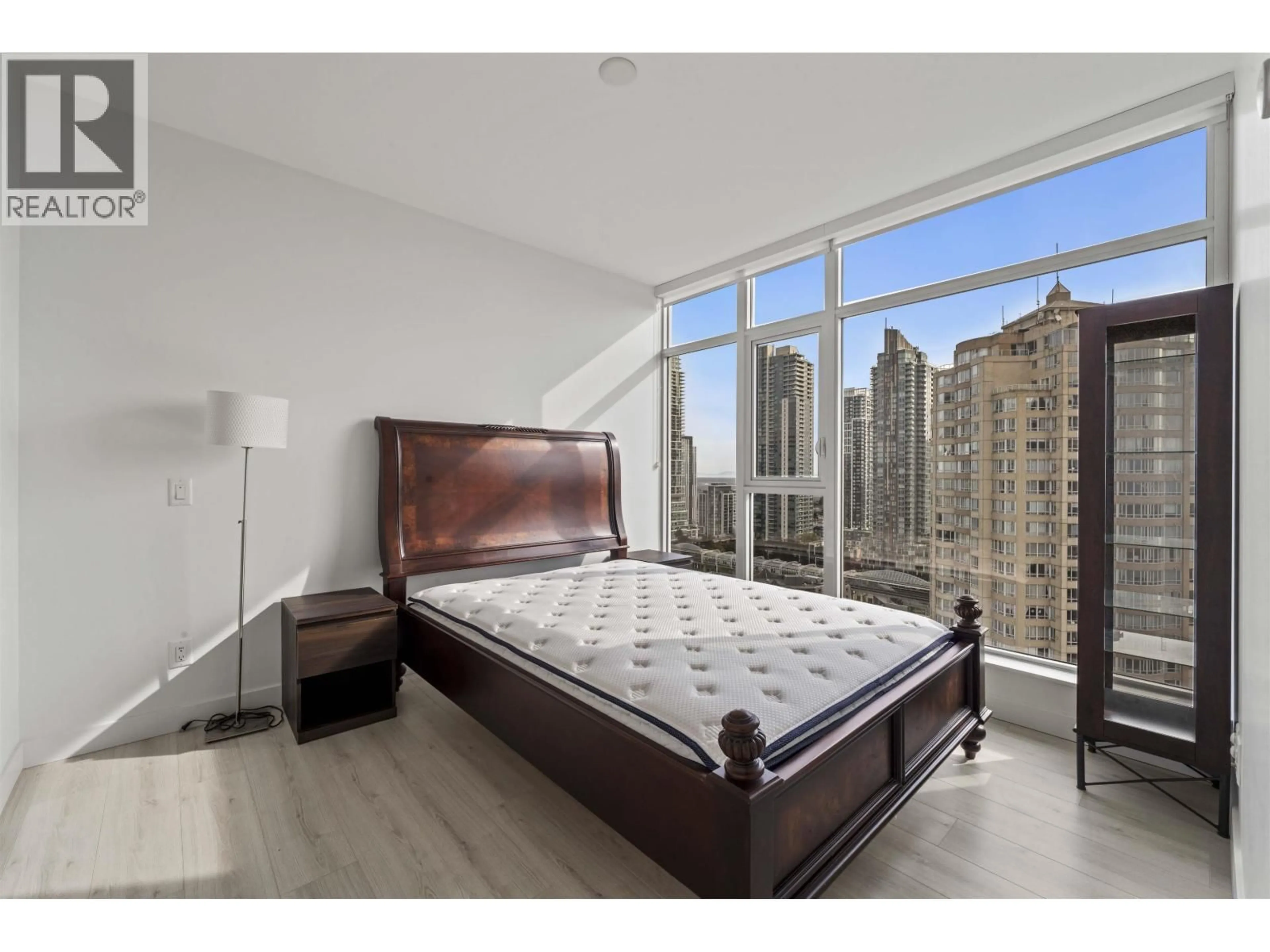 Bedroom with bed, unknown for 2102 - 6080 MCKAY AVENUE, Burnaby British Columbia V5H0J4