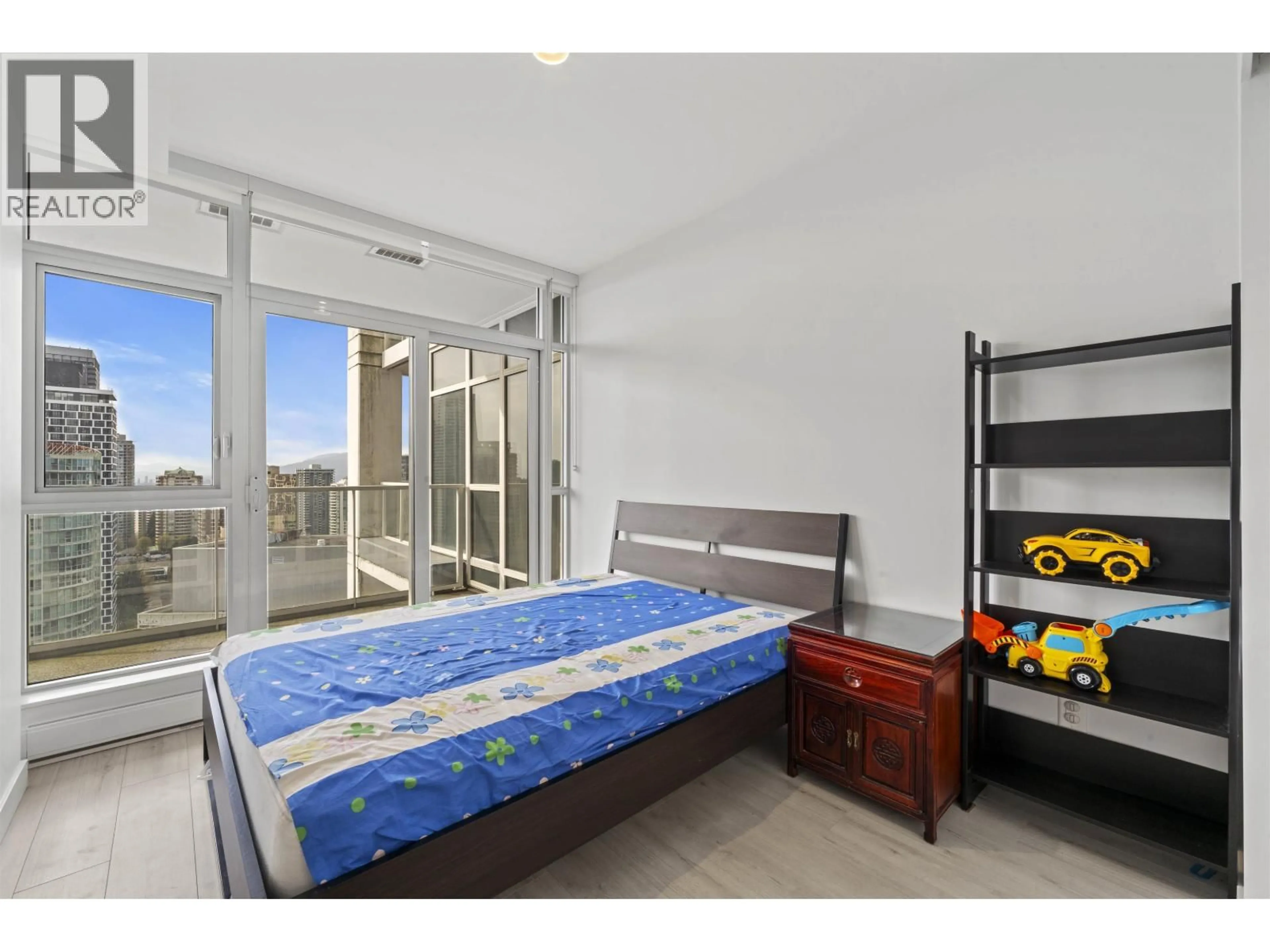 Bedroom with bed, unknown for 2102 - 6080 MCKAY AVENUE, Burnaby British Columbia V5H0J4