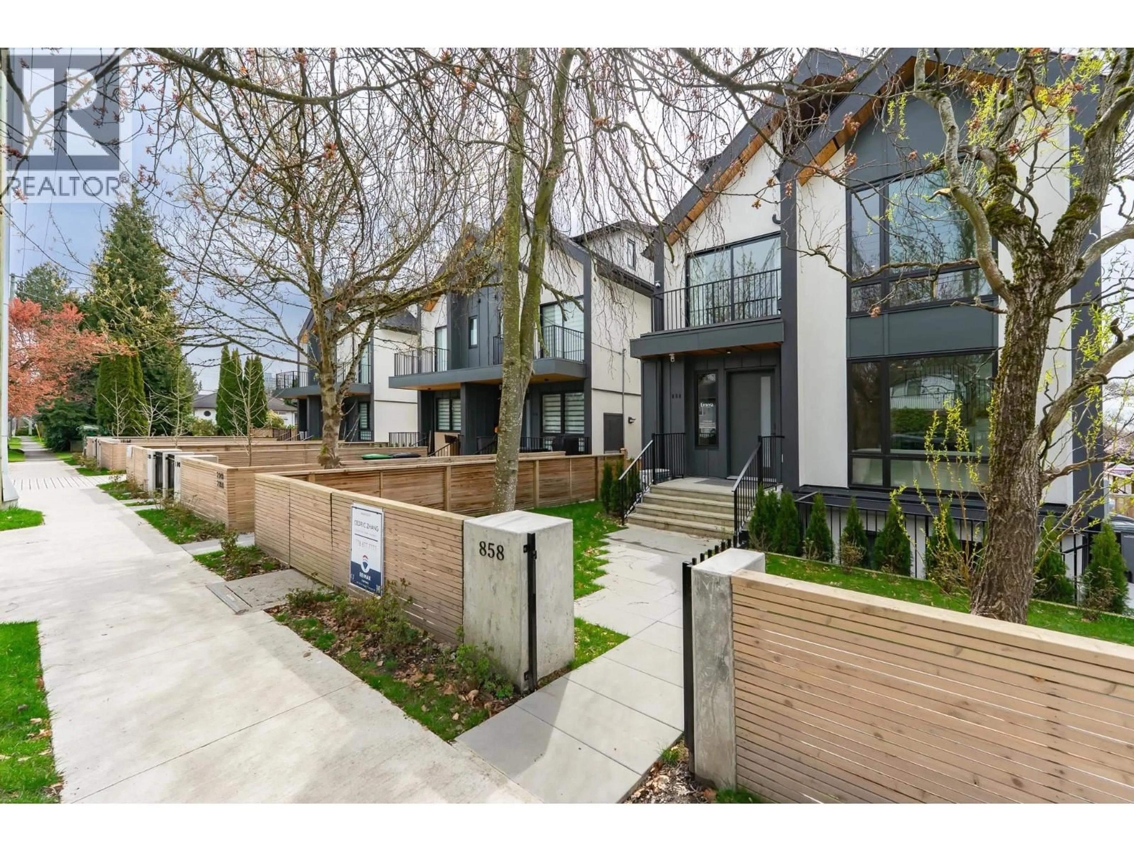 Home with brick exterior material, street for 858 64TH AVENUE, Vancouver British Columbia V6B2L4