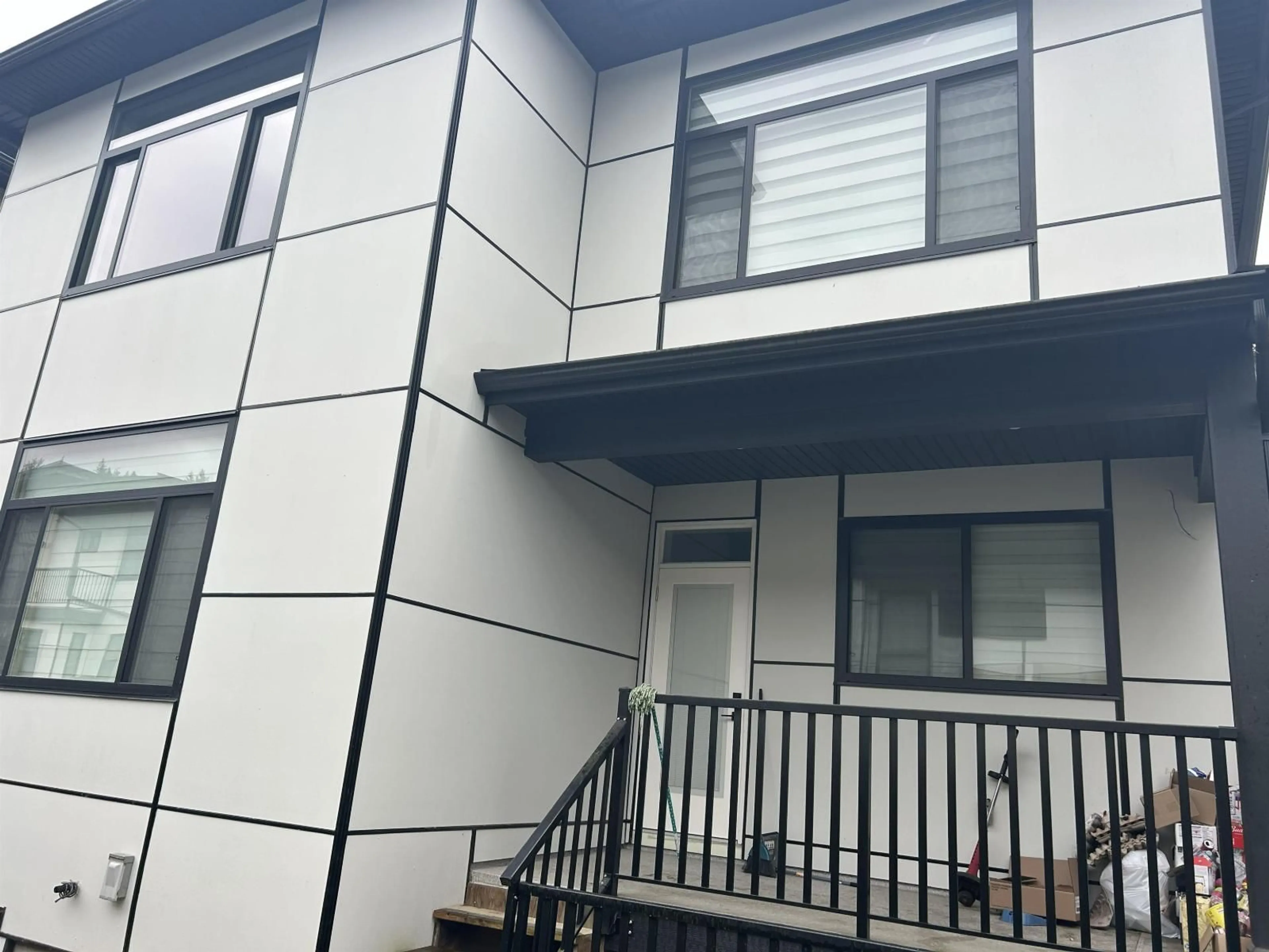 Home with vinyl exterior material, building for 36727 DIANNE BROOK AVENUE, Abbotsford British Columbia V3G0H4