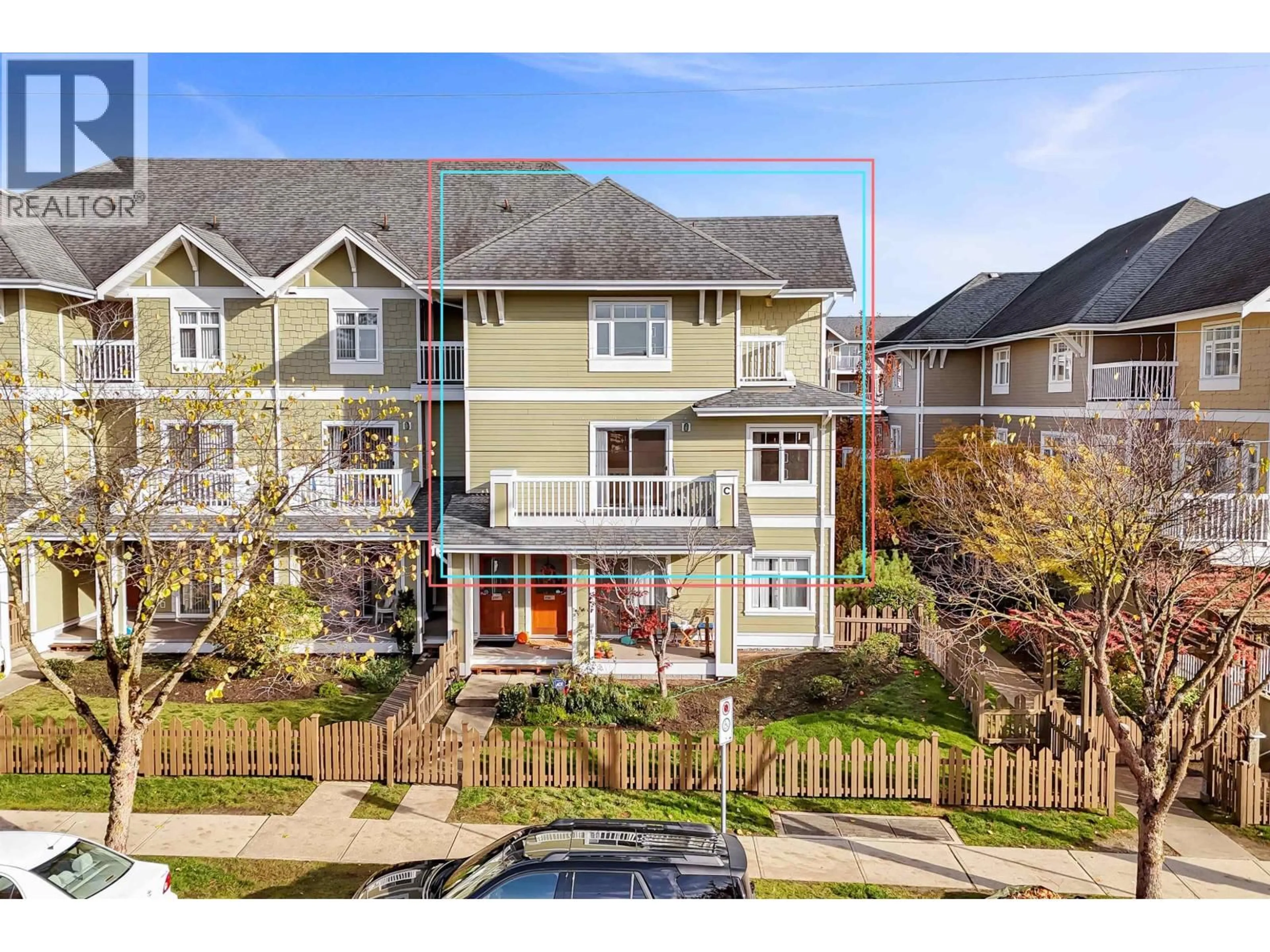 A pic from outside/outdoor area/front of a property/back of a property/a pic from drone, unknown for 157 - 7388 MACPHERSON AVENUE, Burnaby British Columbia V5J0A1