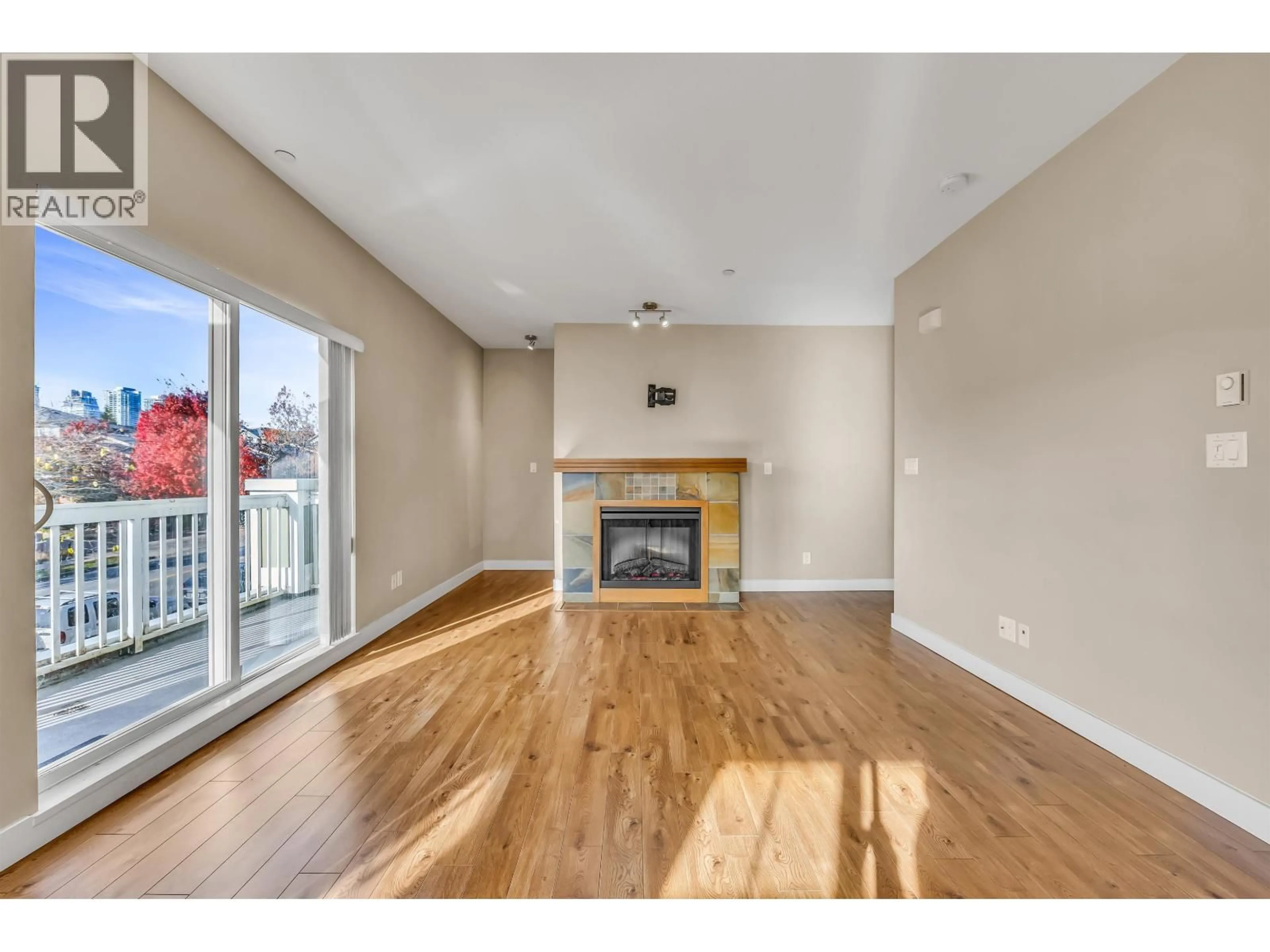 A pic of a room for 157 - 7388 MACPHERSON AVENUE, Burnaby British Columbia V5J0A1