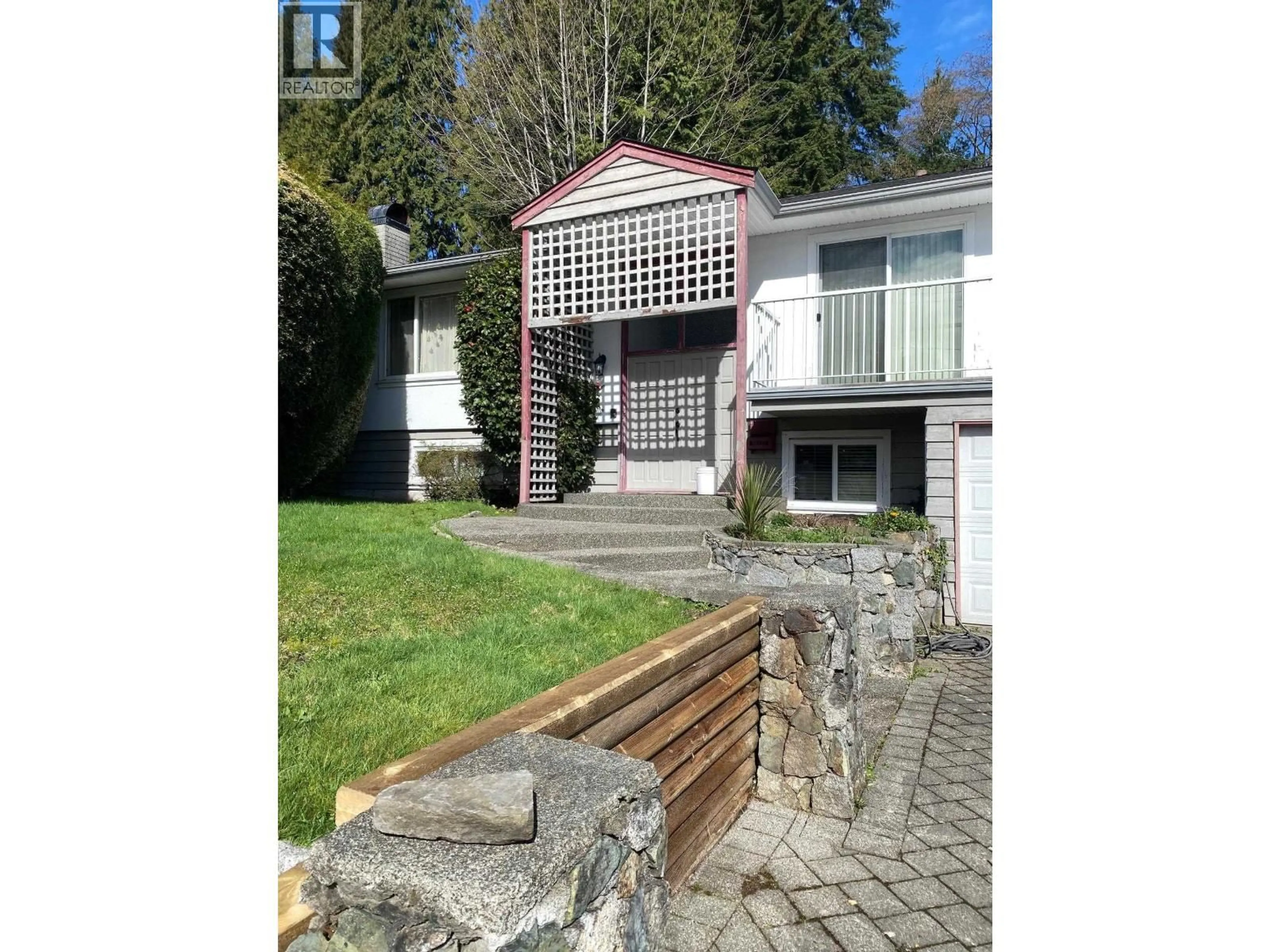 Unknown for 1352 16TH STREET, North Vancouver British Columbia V7J1L4