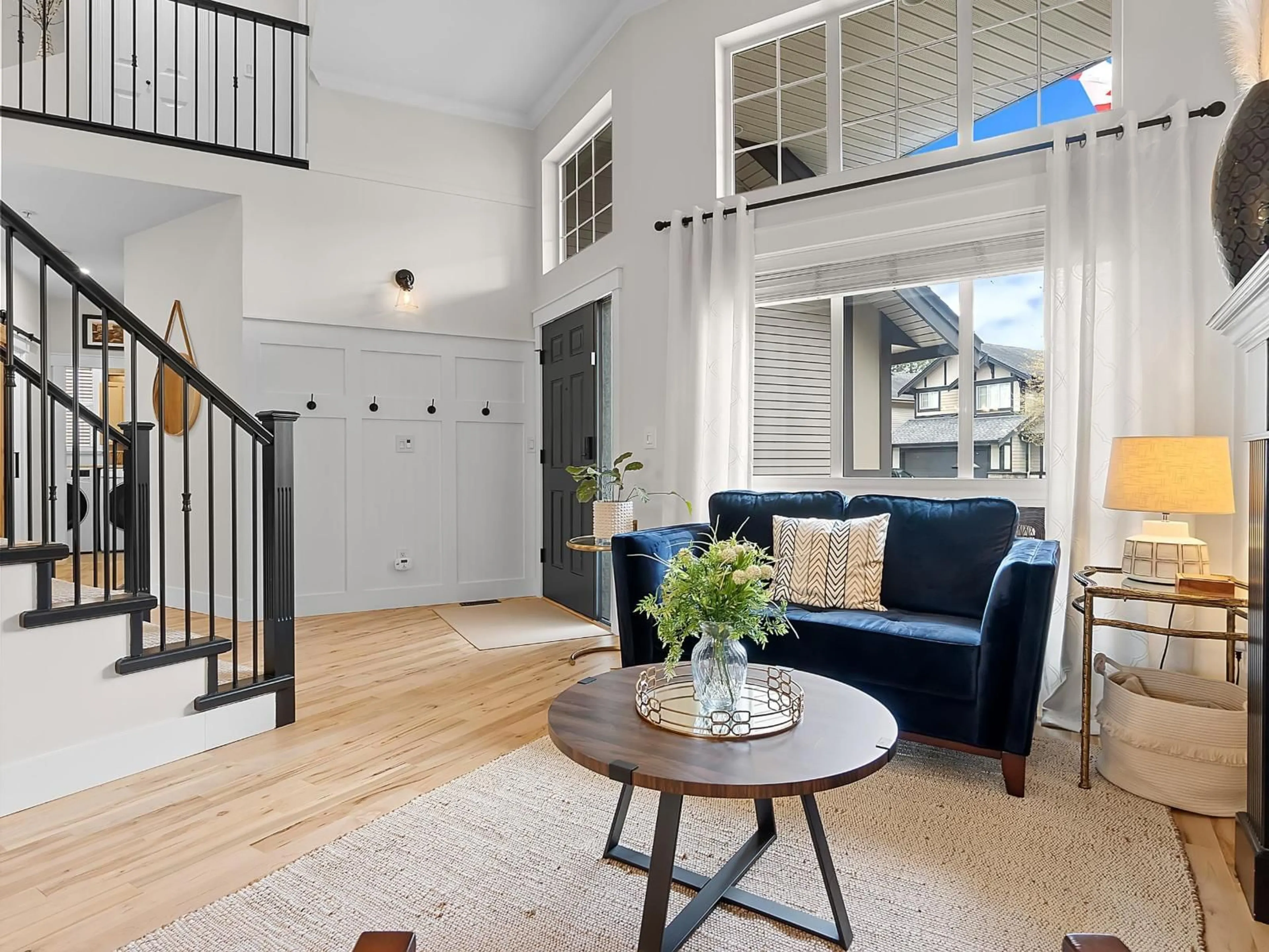 Living room with furniture, unknown for 21788 95A AVENUE, Langley British Columbia V1M4E9