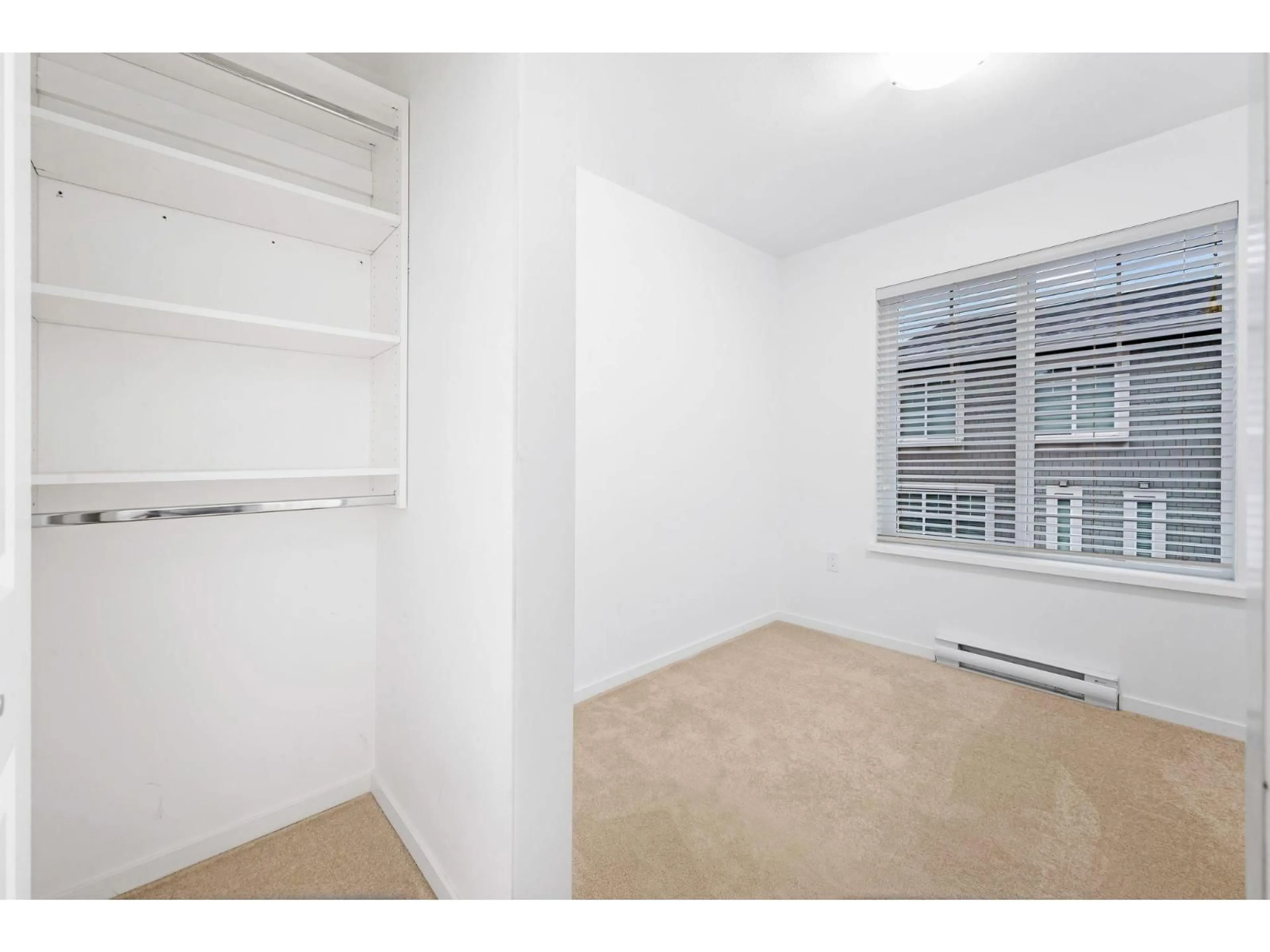 A pic of a room for 165 - 8168 136 A STREET, Surrey British Columbia V3W2Z6