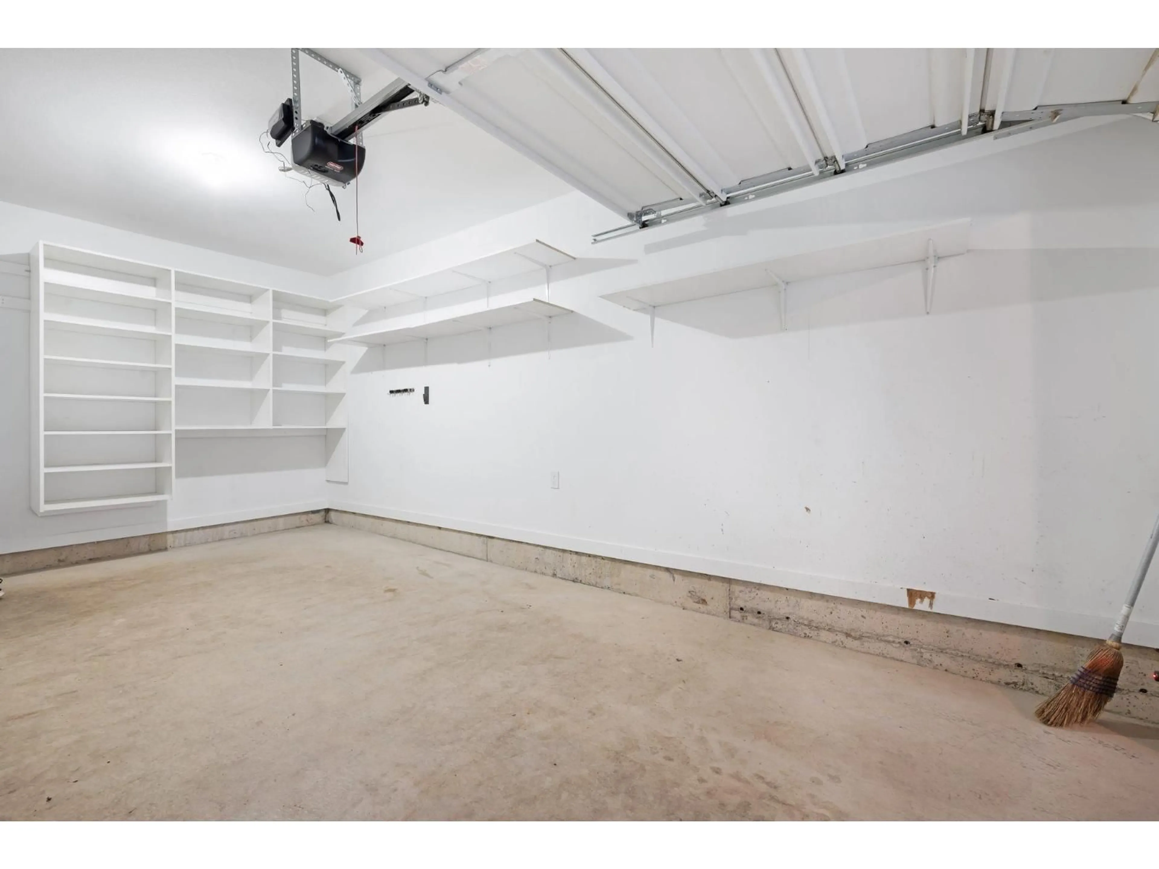 Indoor garage for 165 - 8168 136 A STREET, Surrey British Columbia V3W2Z6