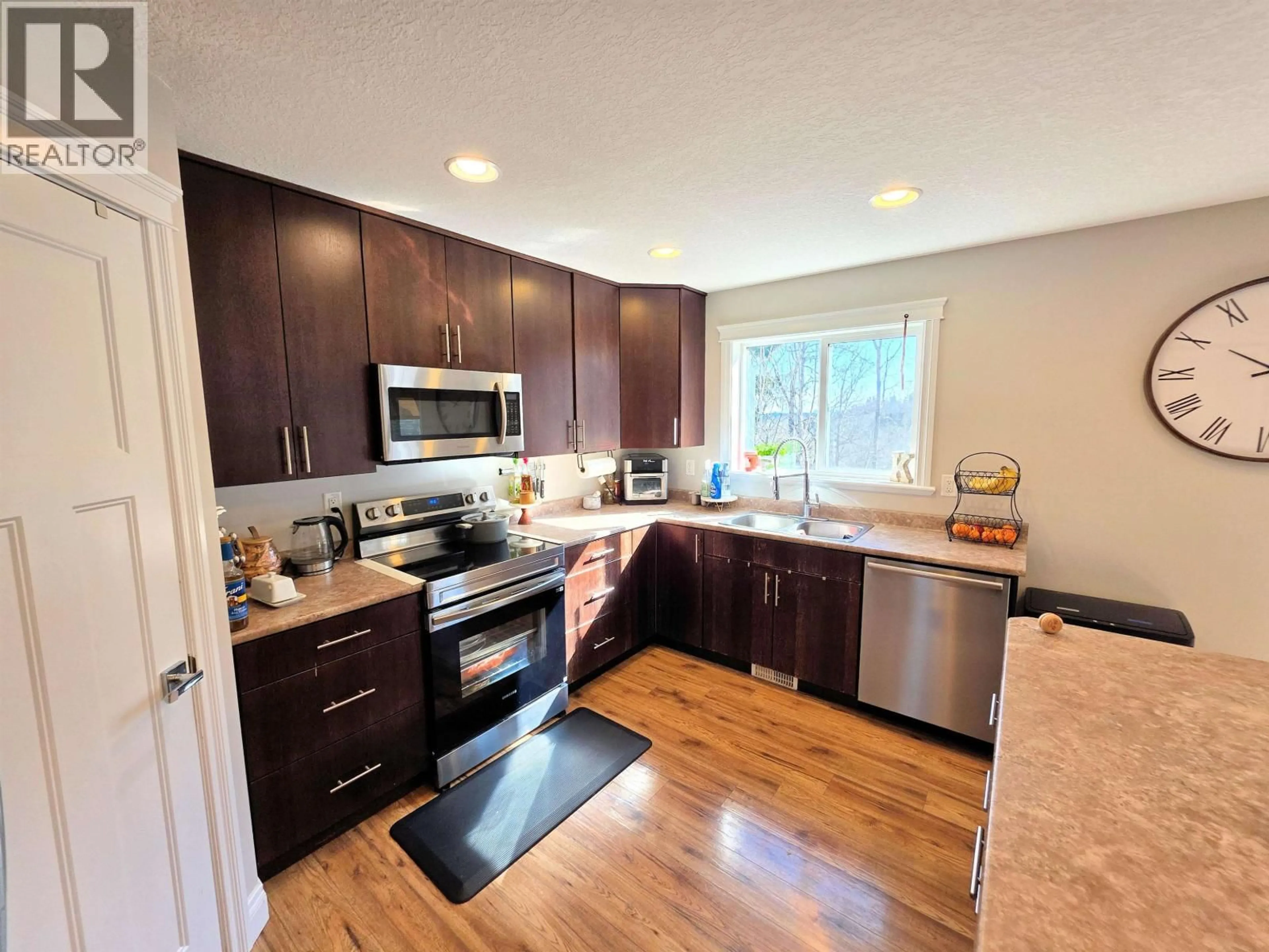 Open concept kitchen, unknown for 2870 GREENFOREST CRESCENT, Prince George British Columbia V2K5B5