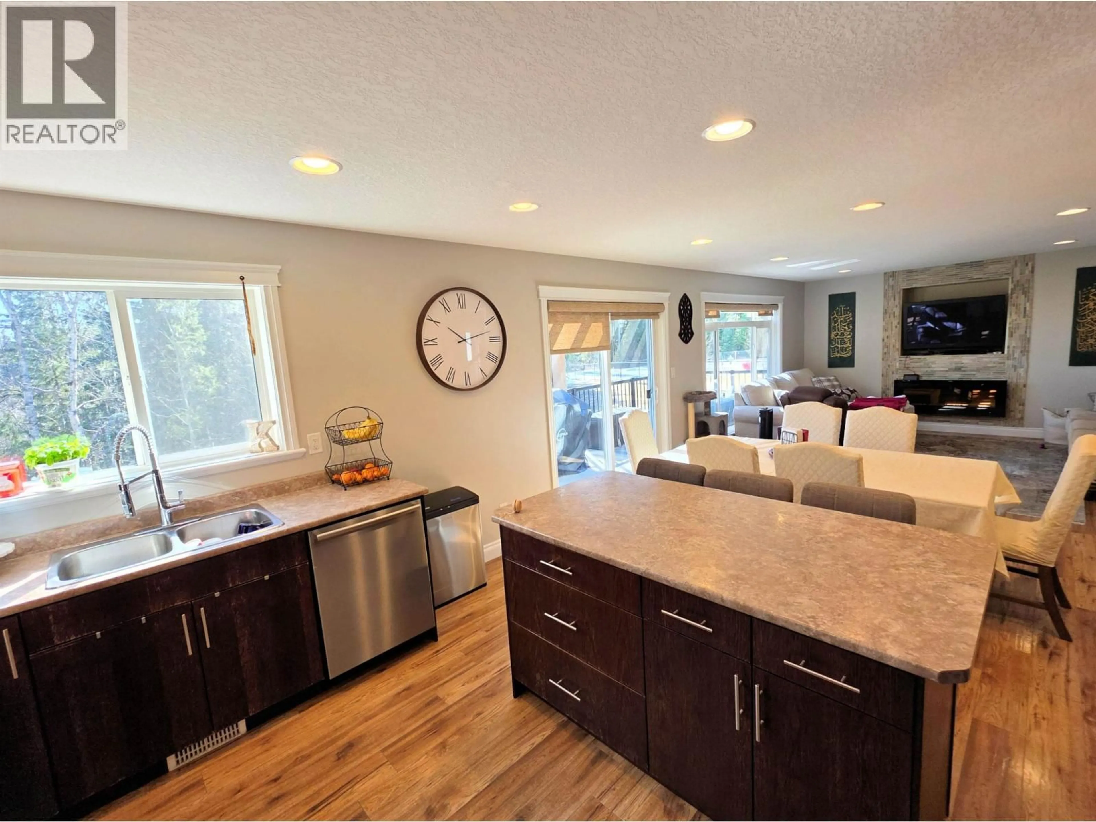 Open concept kitchen, unknown for 2870 GREENFOREST CRESCENT, Prince George British Columbia V2K5B5