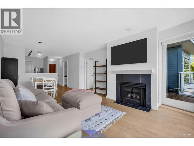 404 - 2575 4TH AVENUE, Vancouver 4