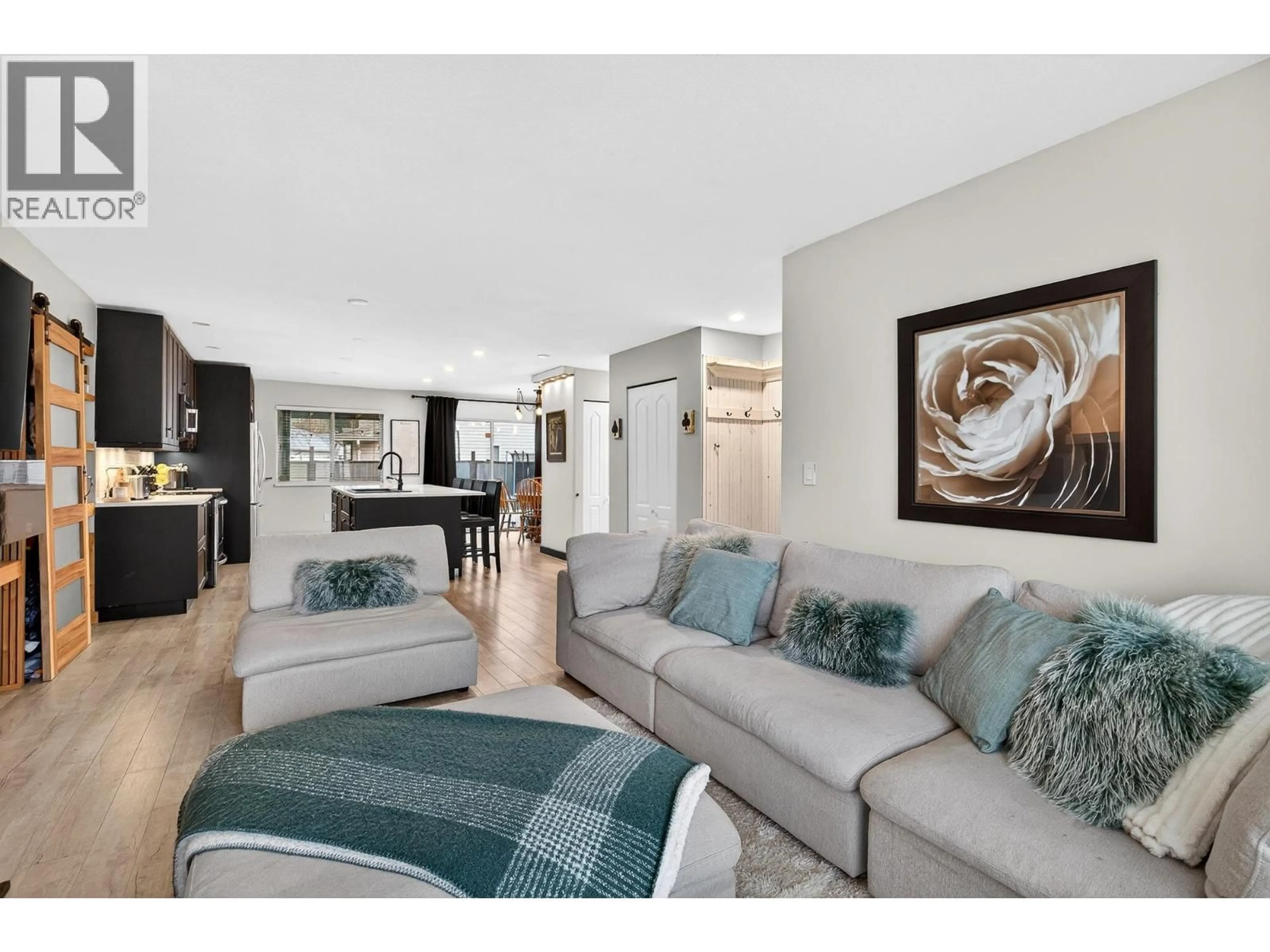 Living room with furniture, unknown for 11750 GLENHURST STREET, Maple Ridge British Columbia V2X0B9