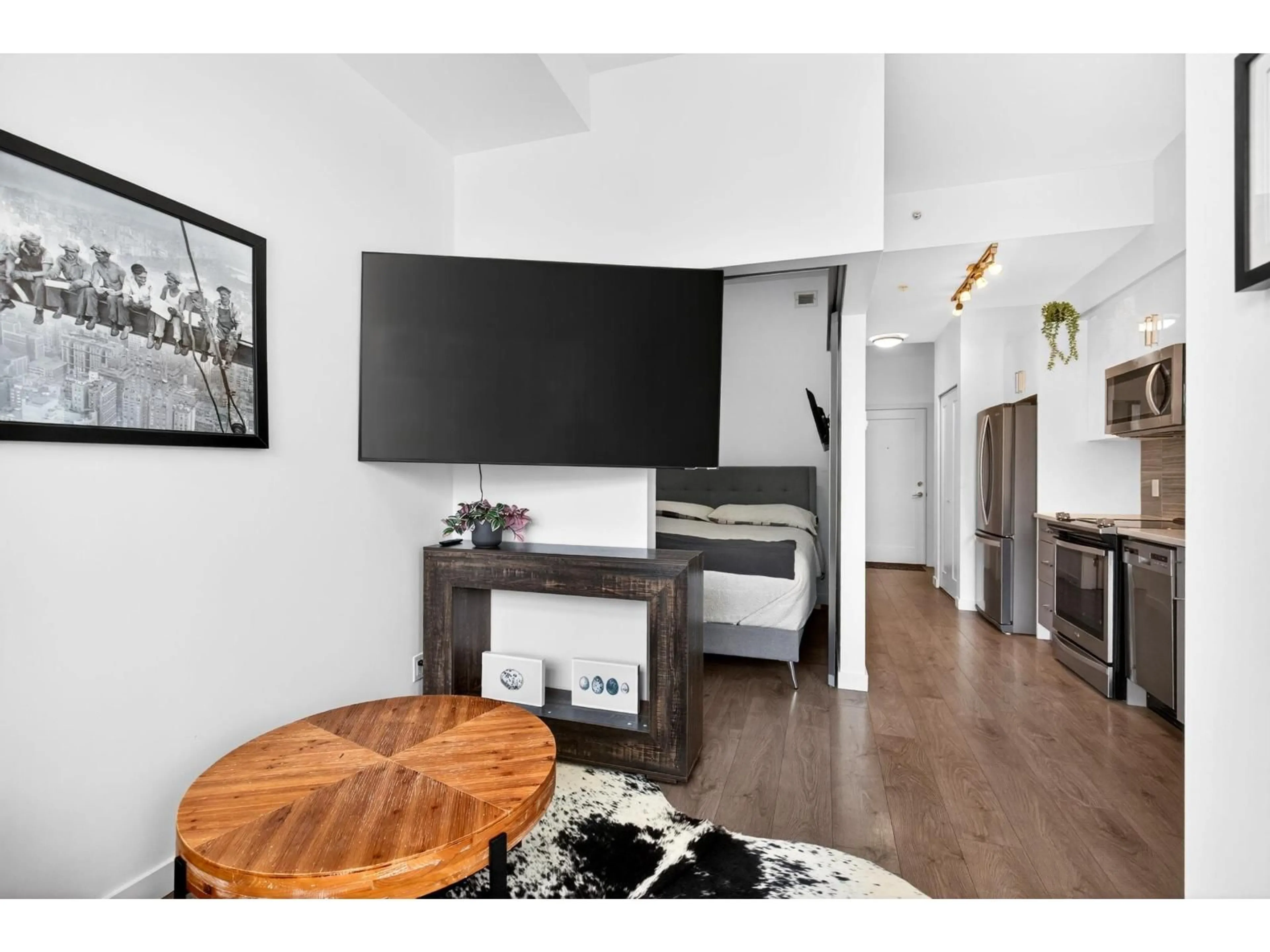 A pic of a room for F101 - 20211 66 AVENUE, Langley British Columbia V2Y0L4