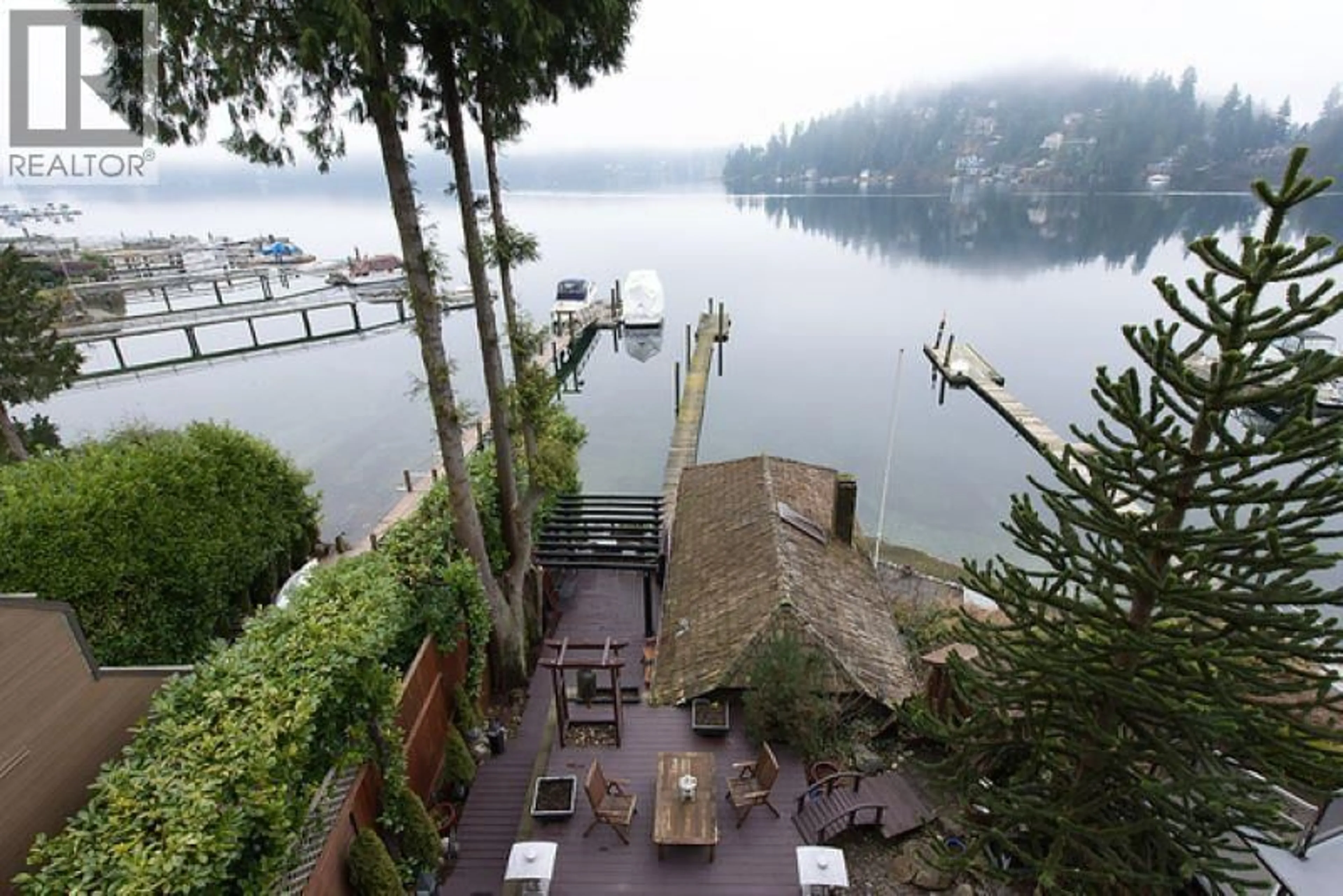 Patio, water/lake/river/ocean view for 2660 PANORAMA DRIVE, North Vancouver British Columbia V7G1V6