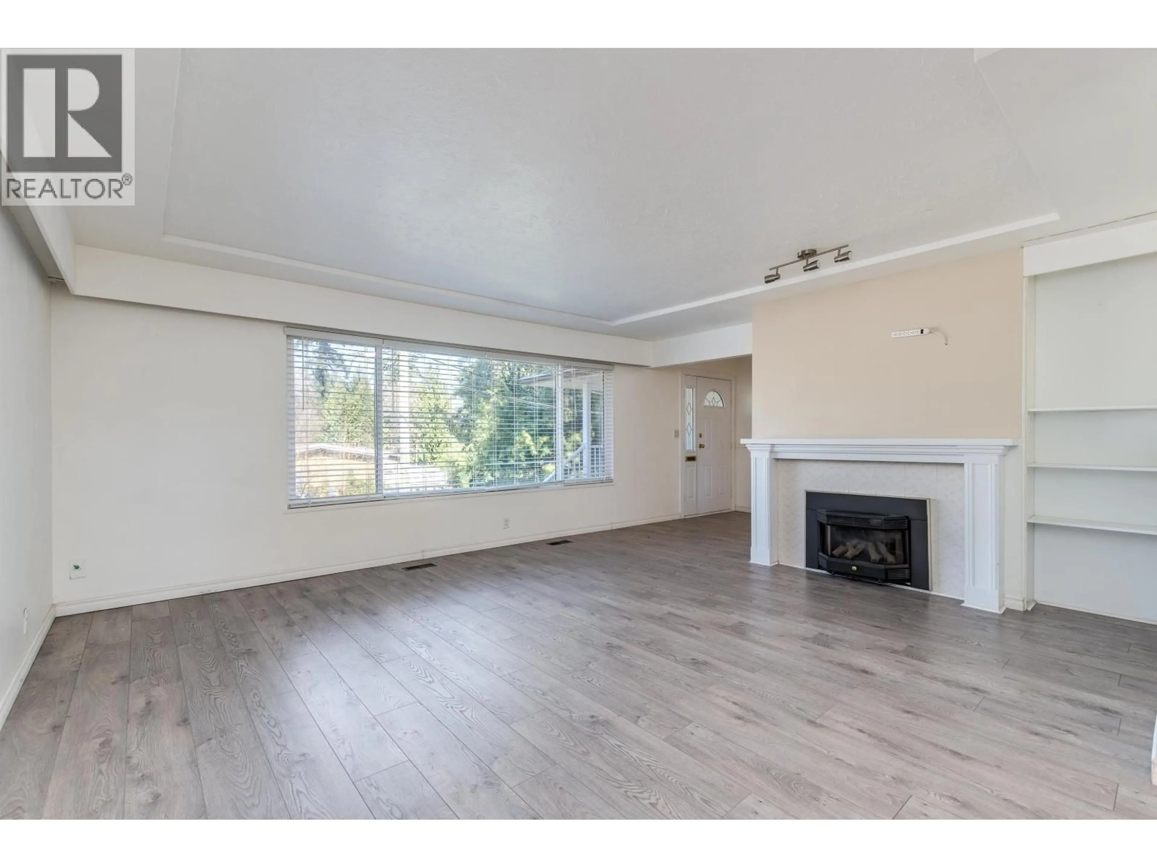 A pic of a room for 760 GROVER AVENUE, Coquitlam British Columbia V3J3C8