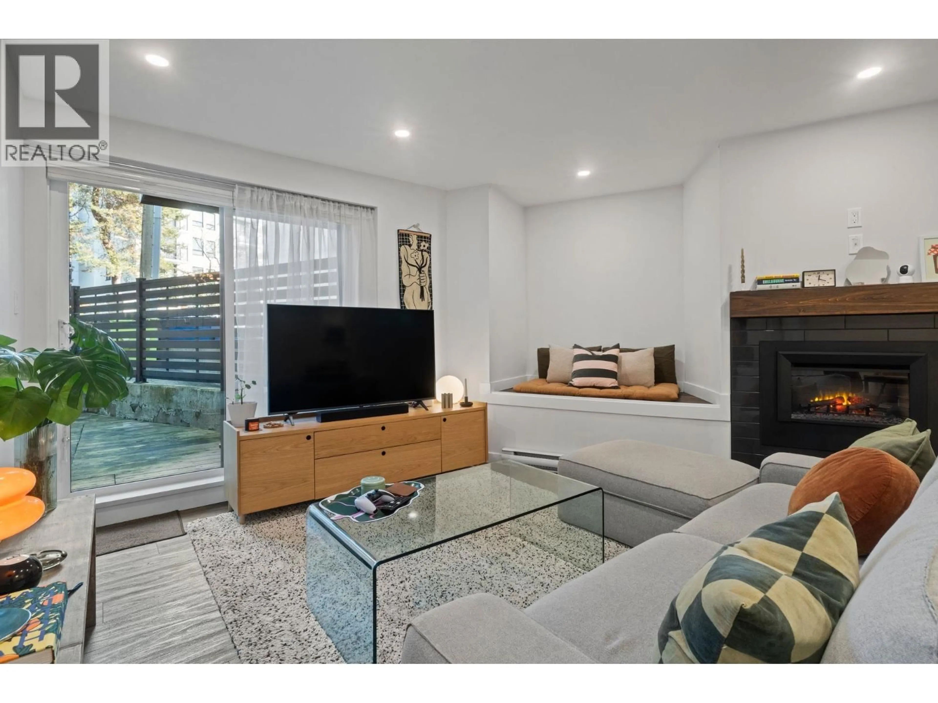 Living room with furniture, unknown for 103 - 1649 COMOX STREET, Vancouver British Columbia V6G1P4