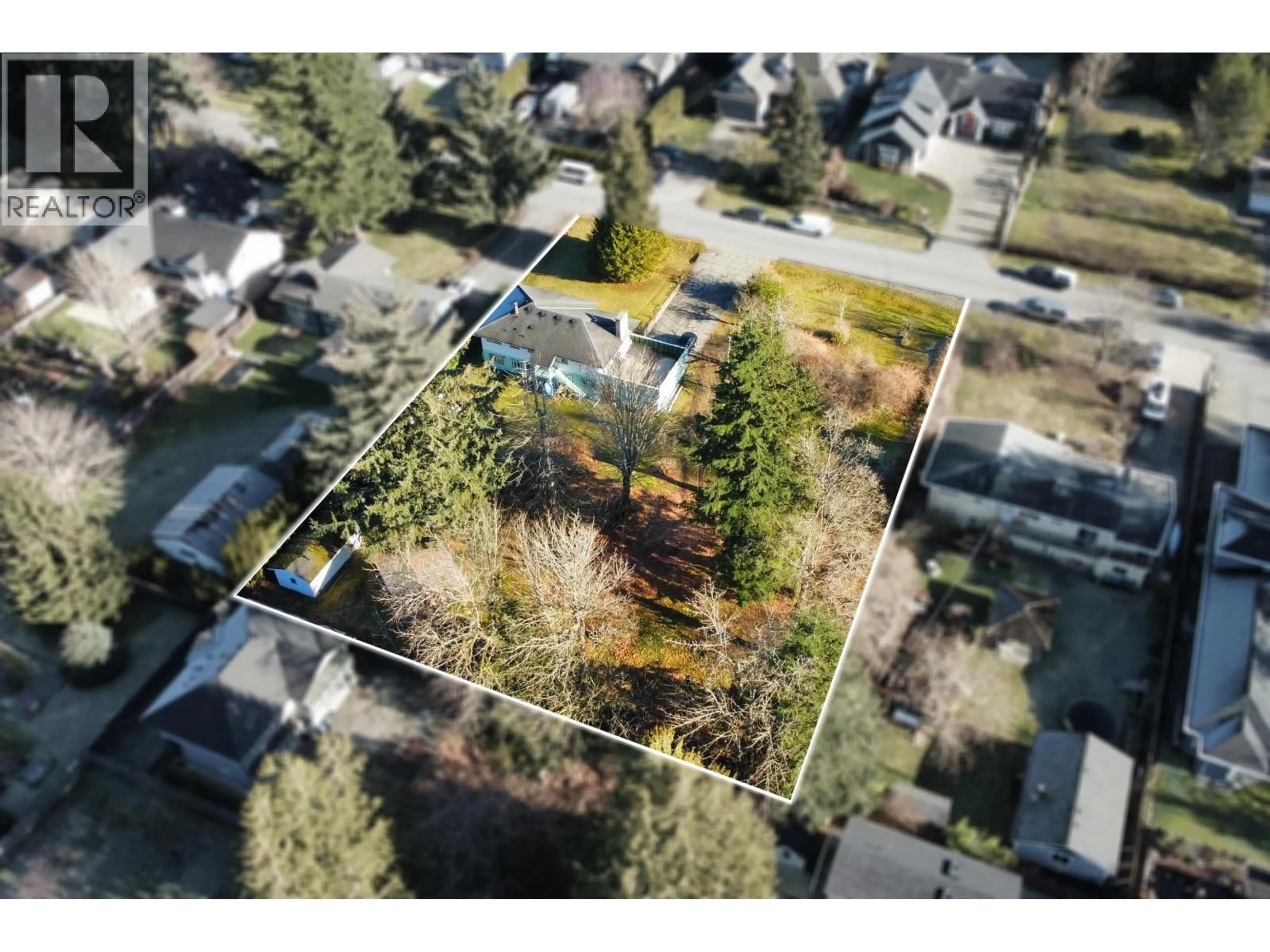 A pic from outside/outdoor area/front of a property/back of a property/a pic from drone, street for 40127 KALODON ROAD, Squamish British Columbia V0N1T0
