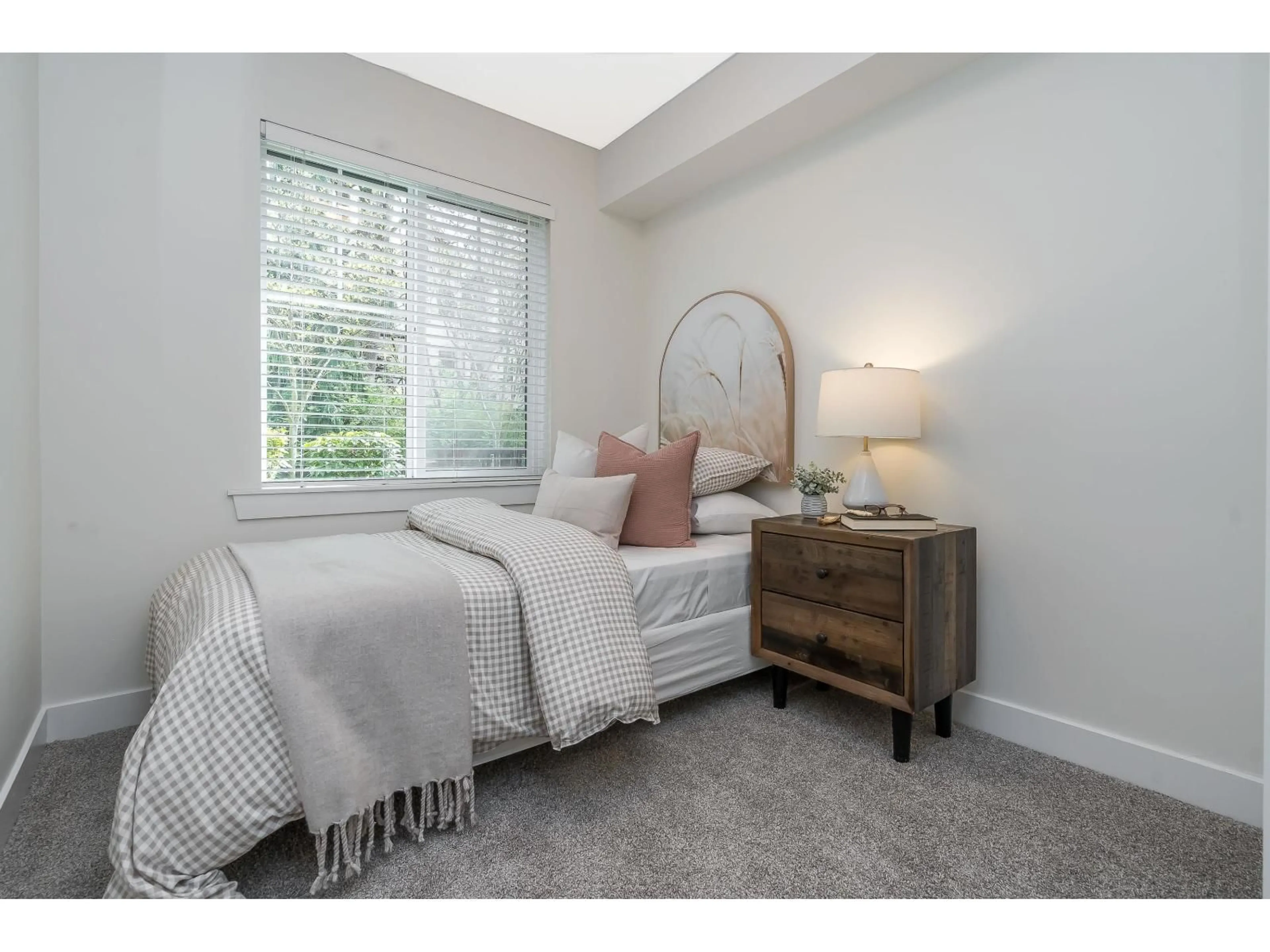Bedroom with bed, unknown for 43 - 14271 60 AVENUE, Surrey British Columbia V3X2N4